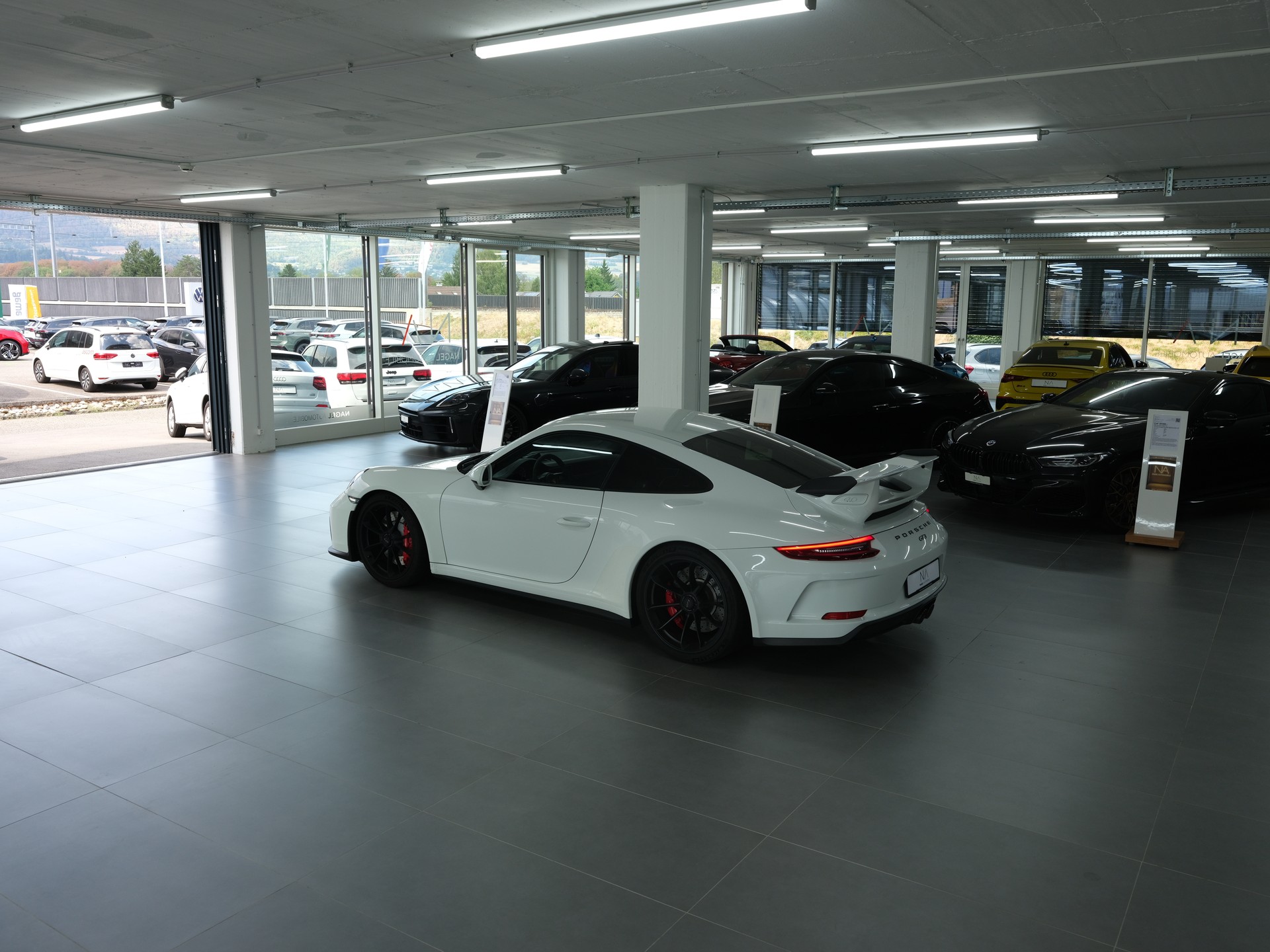 PORSCHE 911 GT3 PDK *Liftsystem* *Porsche Aproved* *Sport Chrono*-image-13