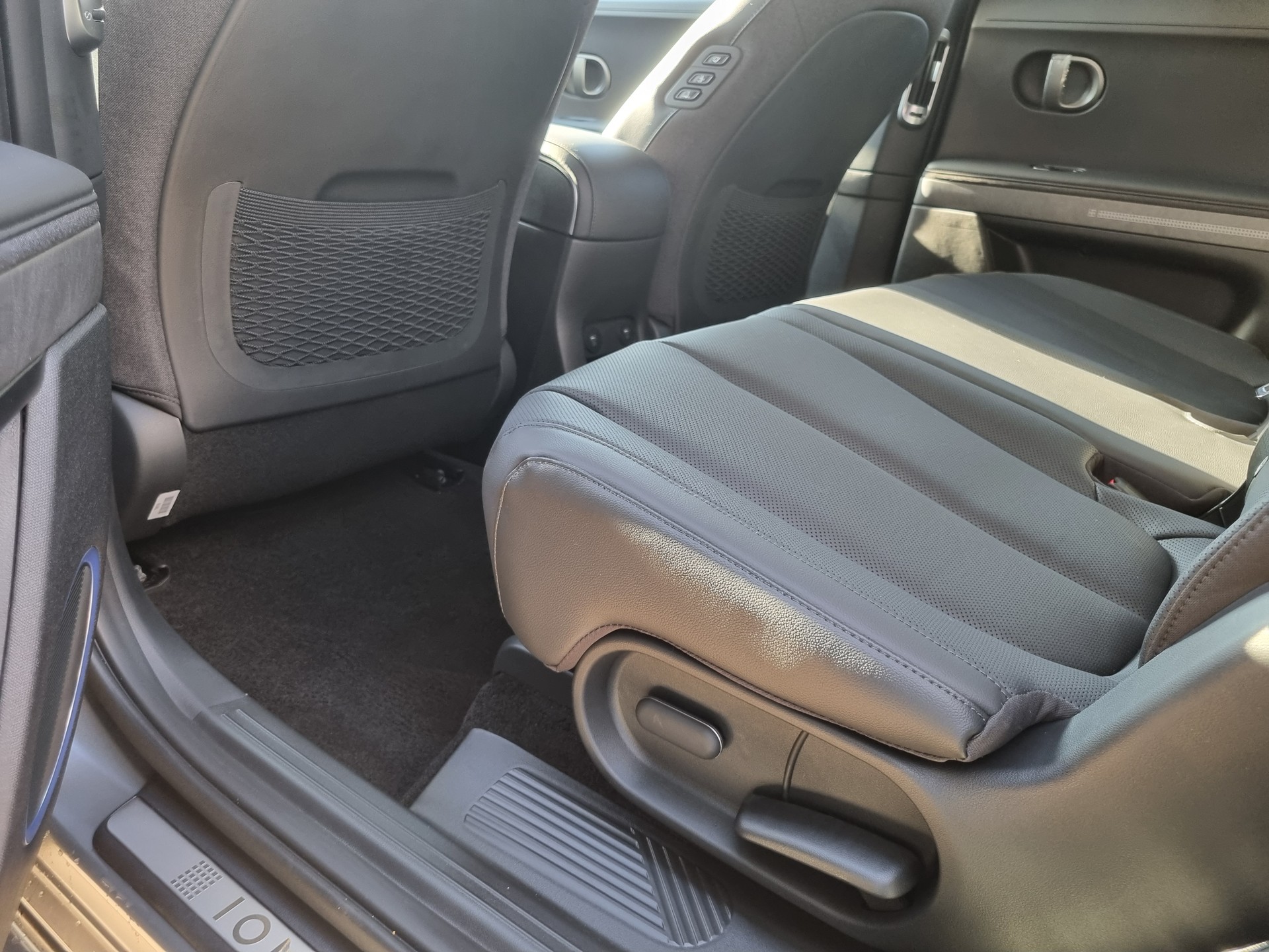 HYUNDAI Ioniq 5 Vertex 84kWh-image-10