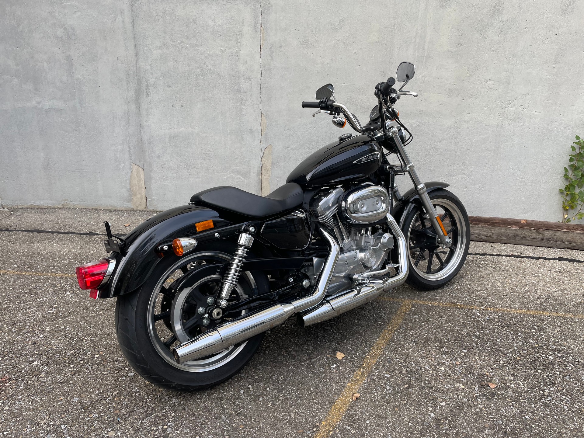 HARLEY-DAVIDSON XL 883 L Sportster Super Low-image-1