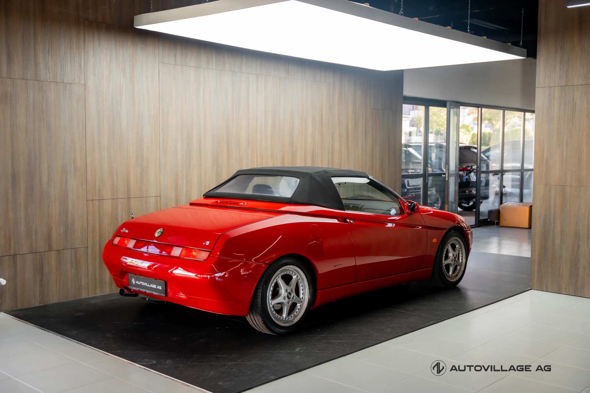 ALFA ROMEO Spider 3.0 V6-showroom-element-1