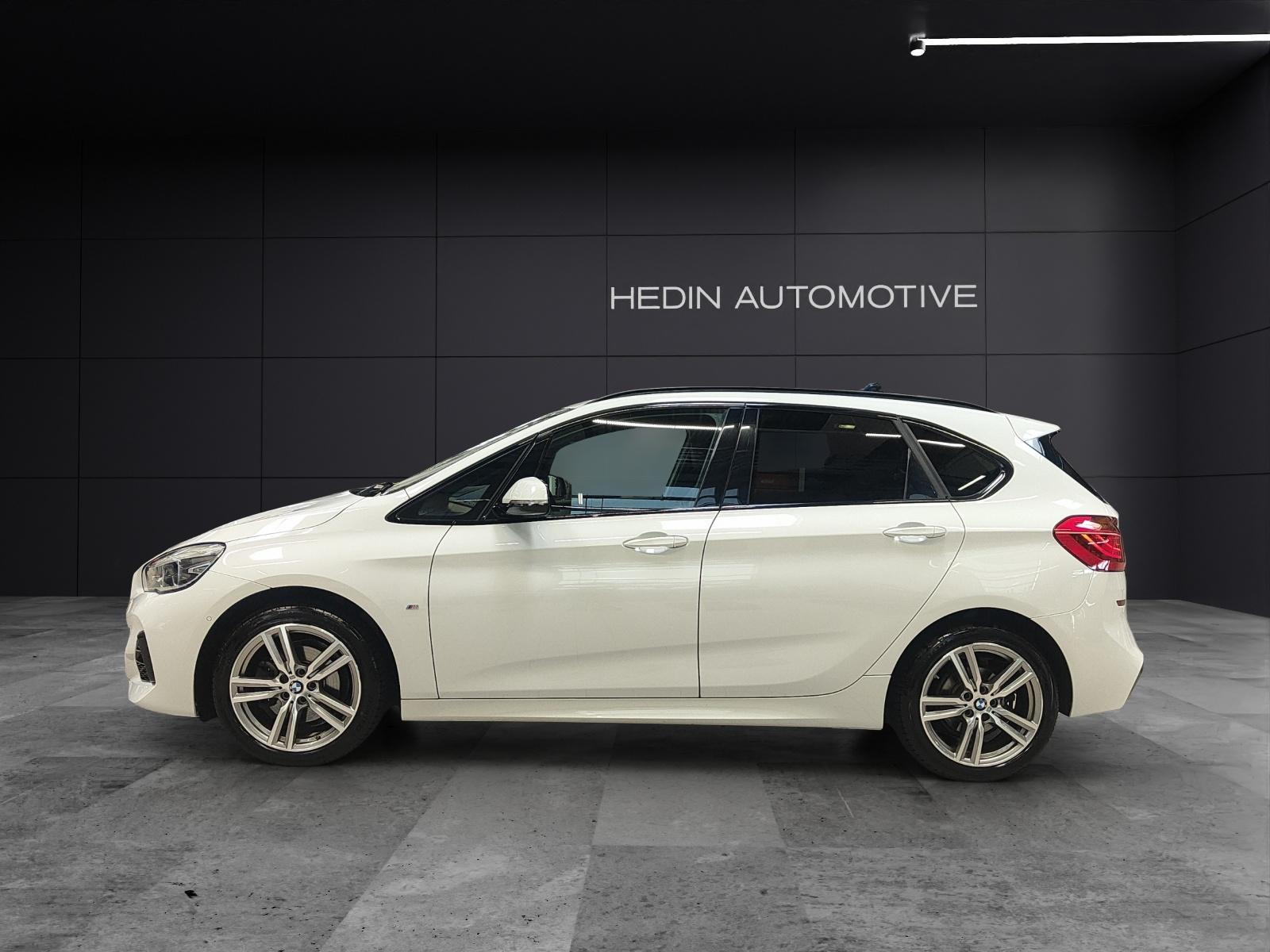 BMW 220d xDrive Active Tourer MFK 20.08.2026 M SPORT PANORAMA GLASDACH-showroom-element-1