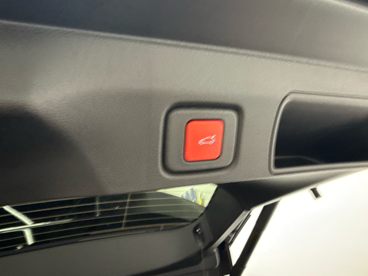 JEEP Compass 1.2 T e-Hybrid First Edition Plus & SKY-image-13