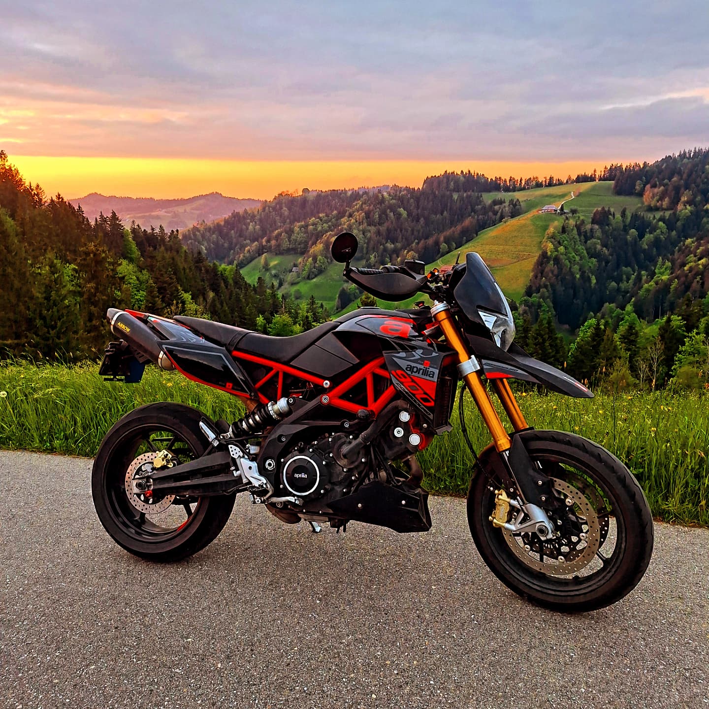 APRILIA Dorsoduro SMV 900 ABS (35kw)-image-2