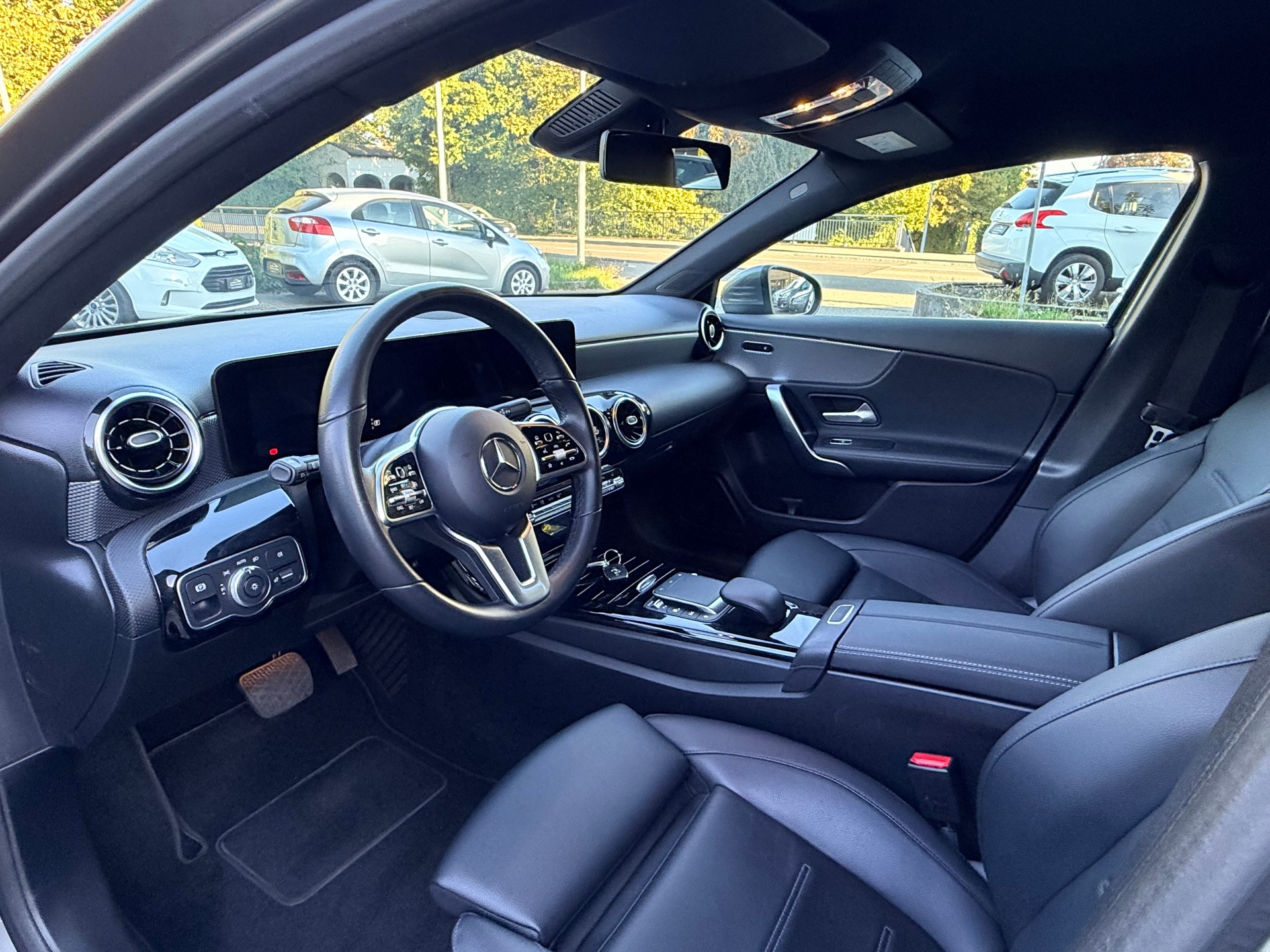 MERCEDES-BENZ A 180 Night Star 7G-DCT-image-19