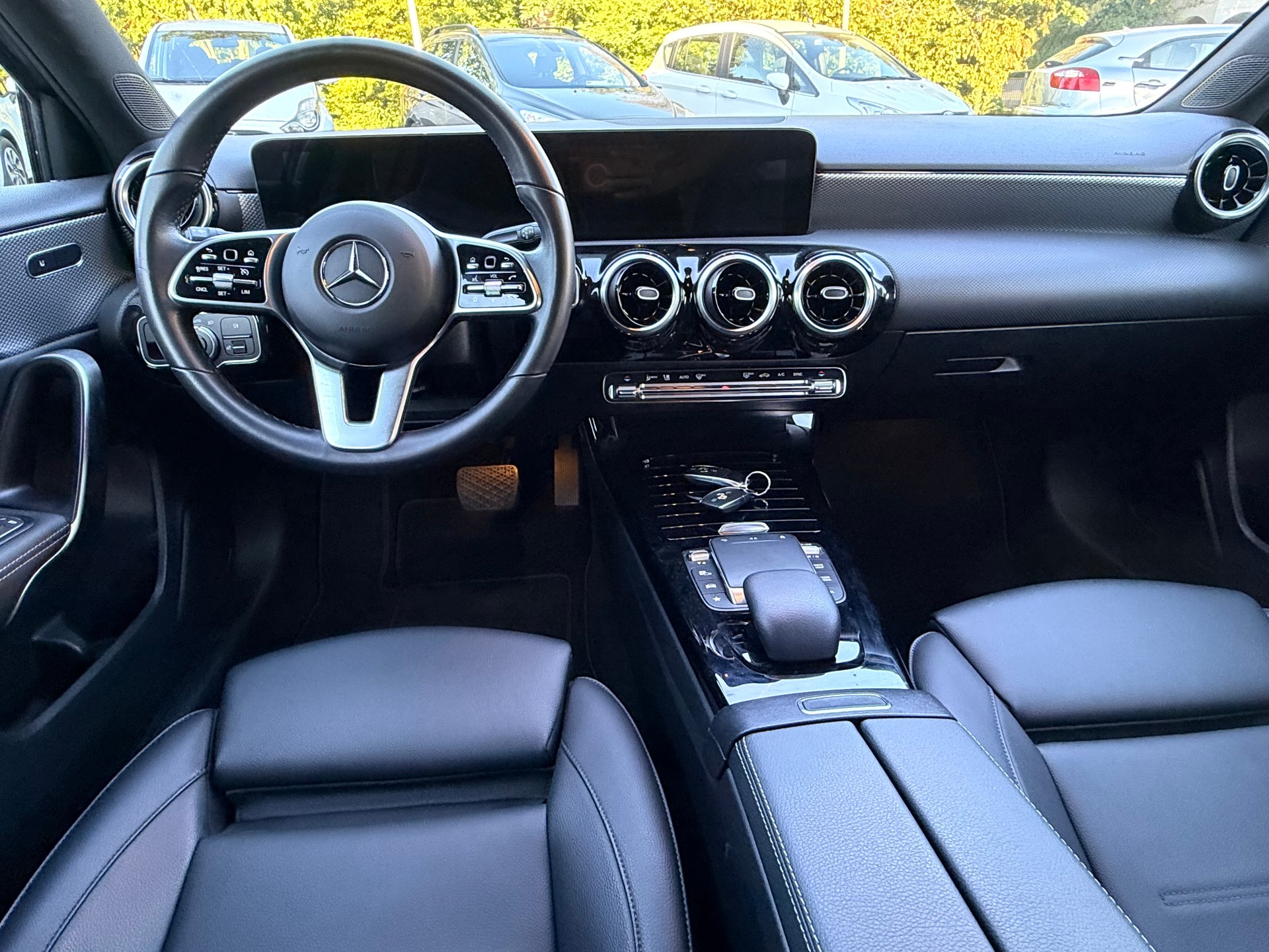 MERCEDES-BENZ A 180 Night Star 7G-DCT-image-12
