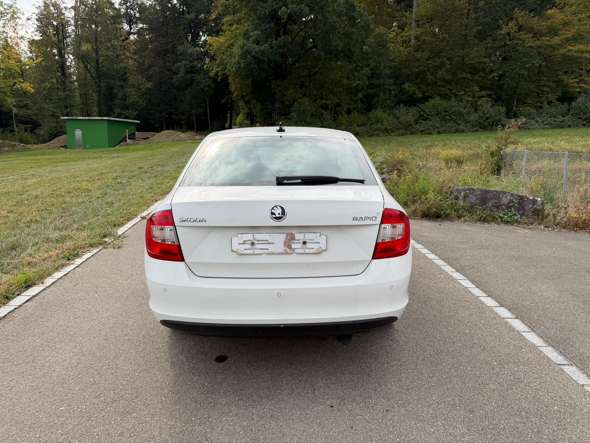 SKODA Rapid 1.2 TSI Ambition-image-4