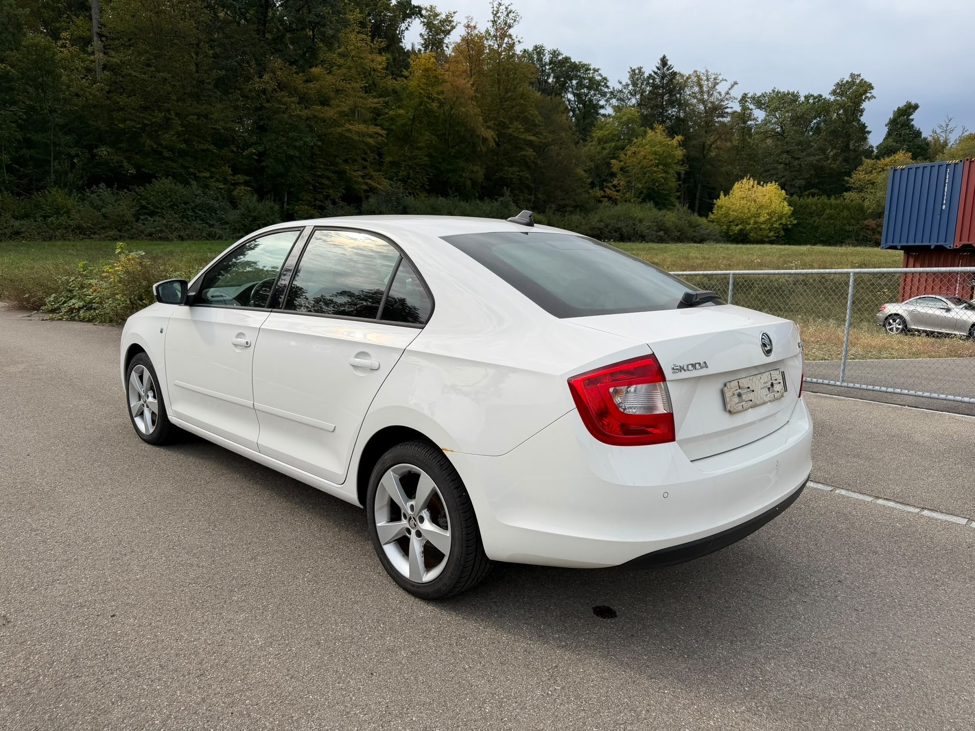 SKODA Rapid 1.2 TSI Ambition-image-3