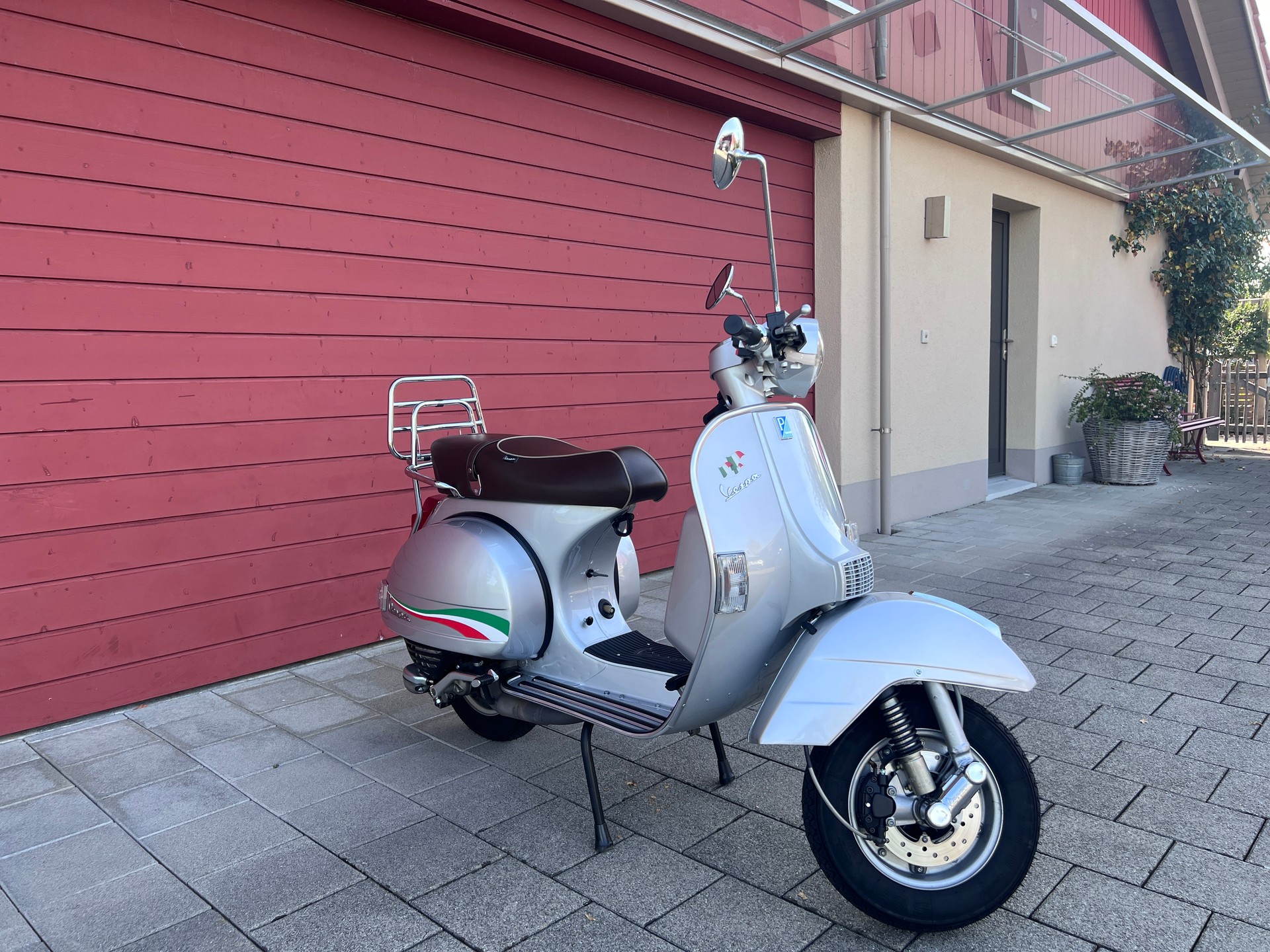 PIAGGIO Vespa PX 125 70° Anniversary-image-3