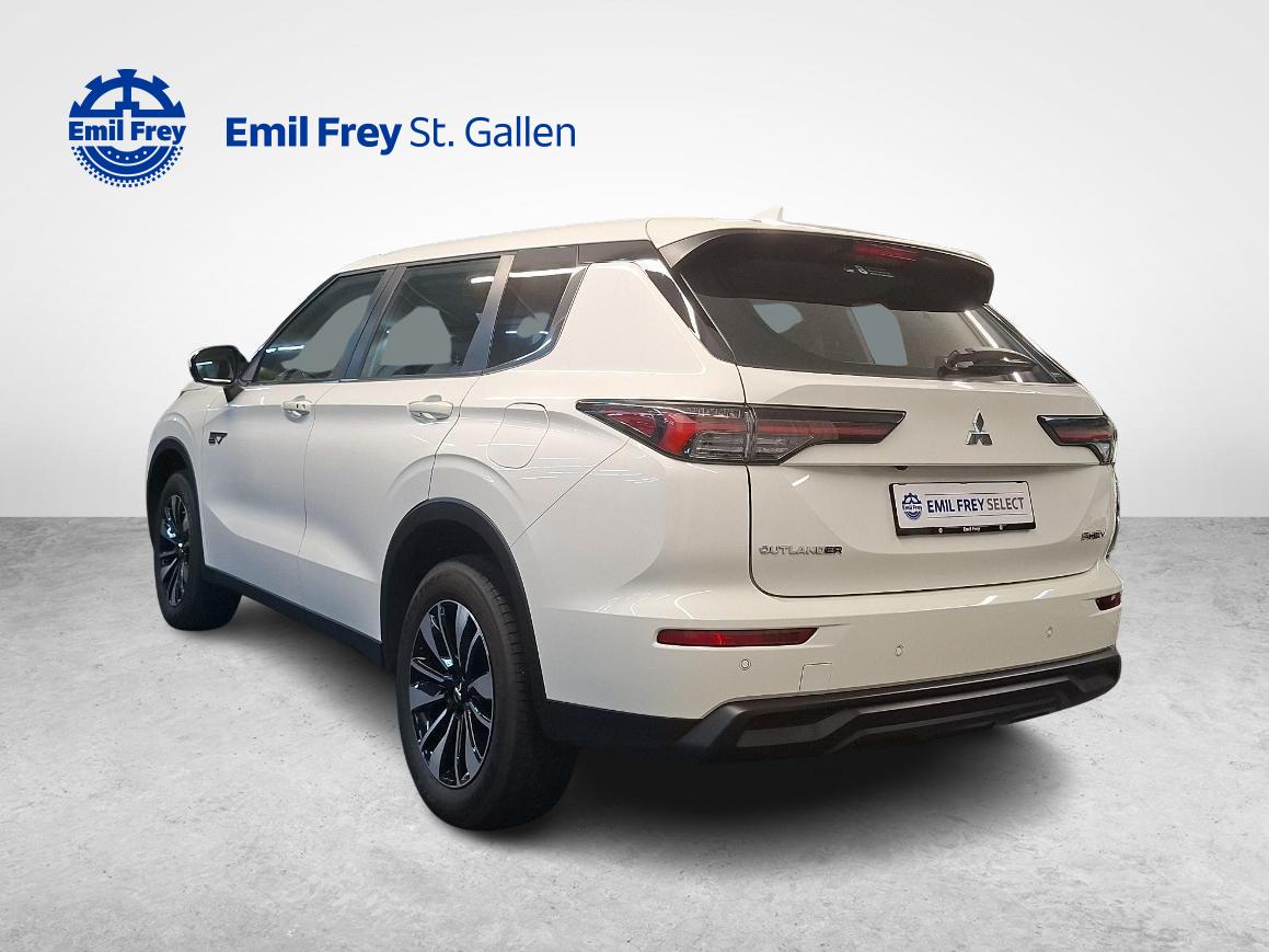 MITSUBISHI Outlander 2.4 PHEV Inform 4x4-showroom-element-2