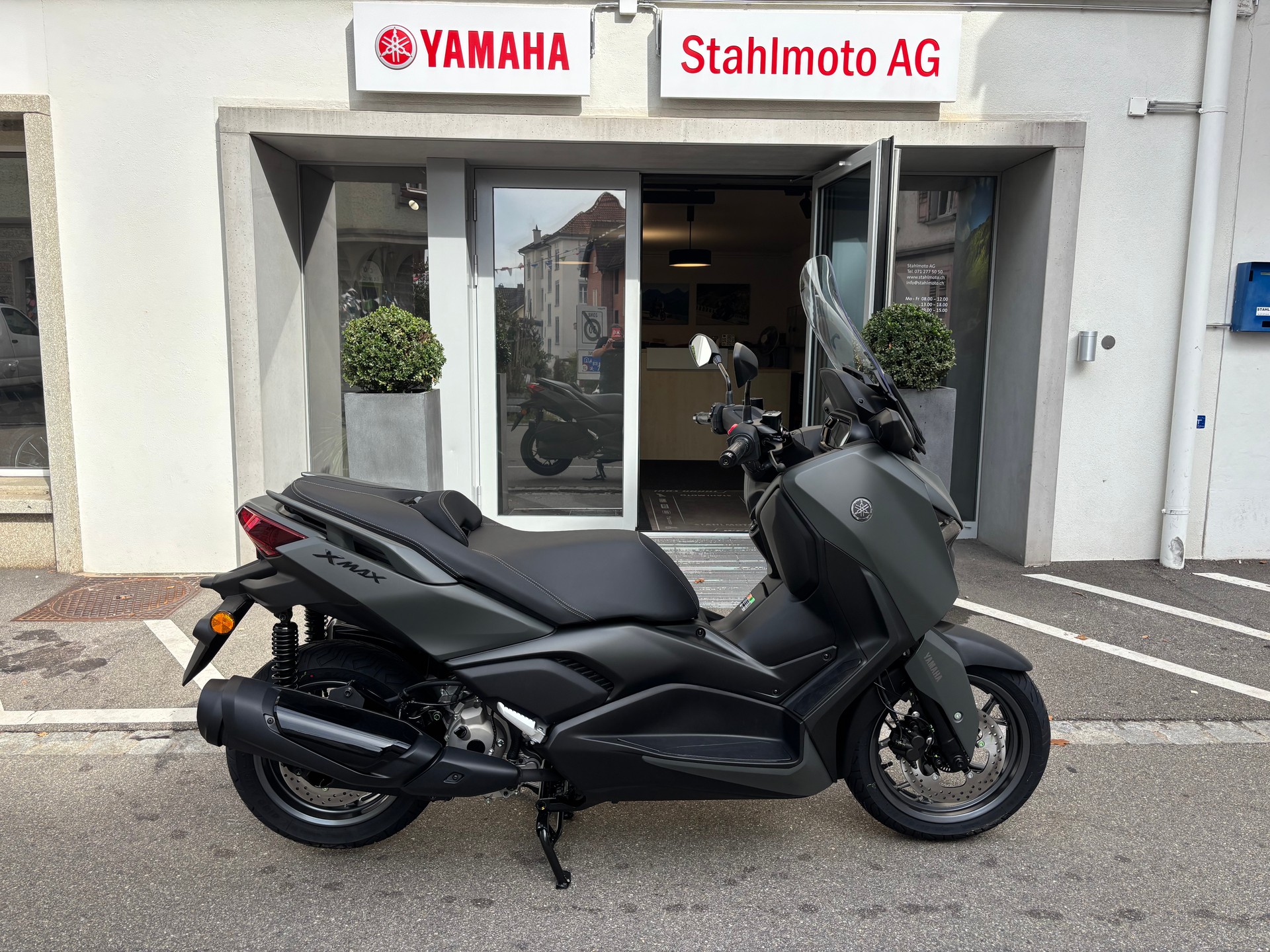 YAMAHA X-Max 300-image-2