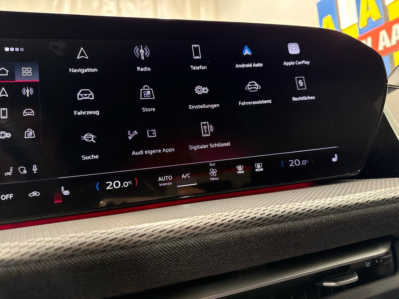 AUDI Q5 TFSI quattro 150 kW S-tronic S-Line-image-11