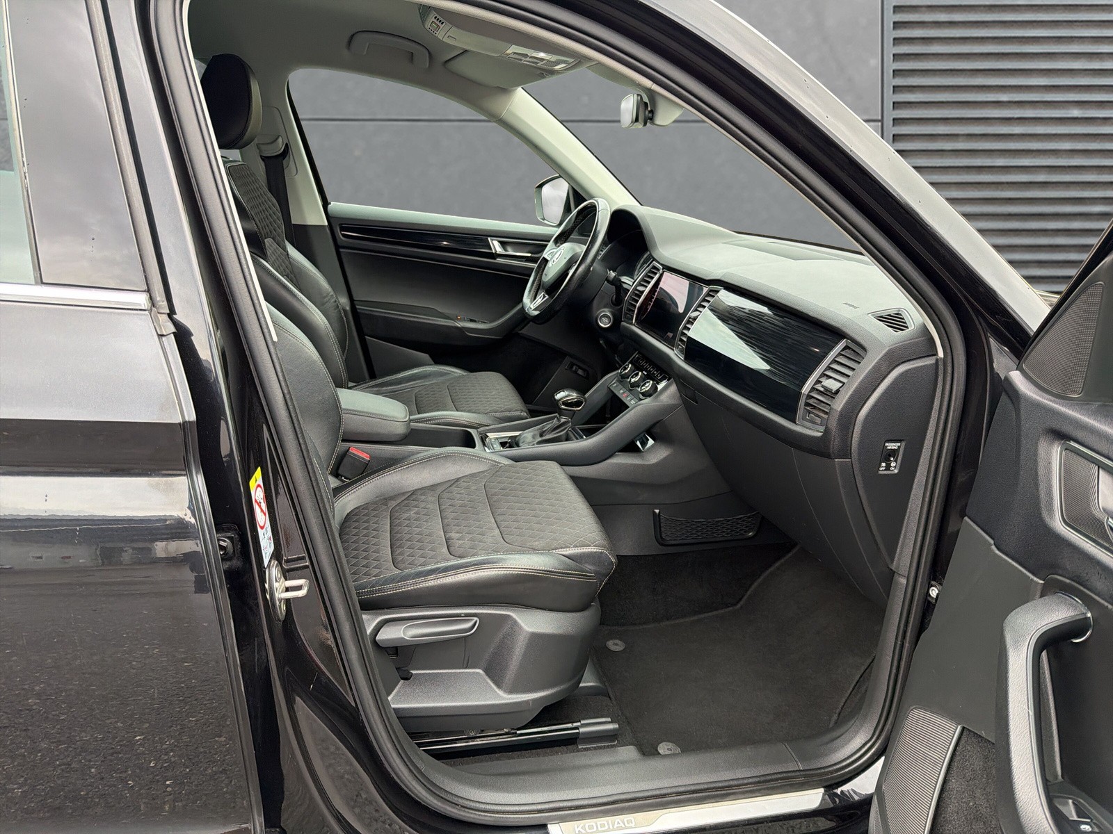 SKODA Kodiaq 2.0 TDI CR Style 4x4 DSG-image-8