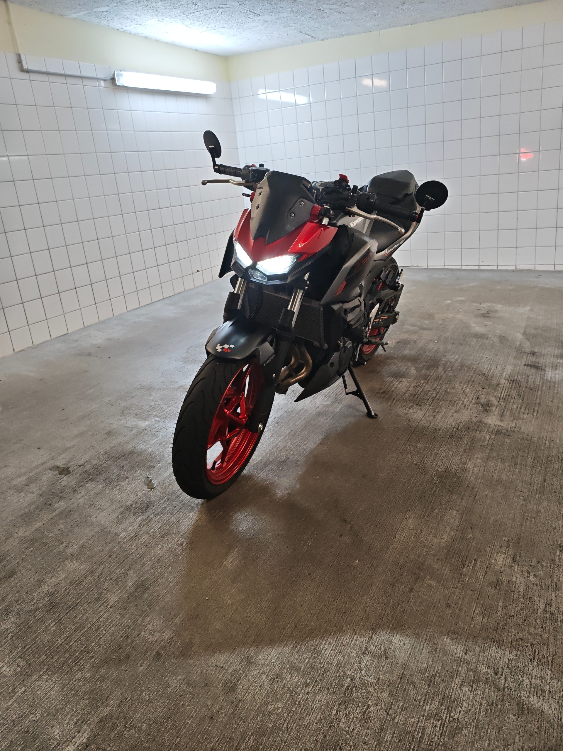 KAWASAKI Z 500 SE-image-1