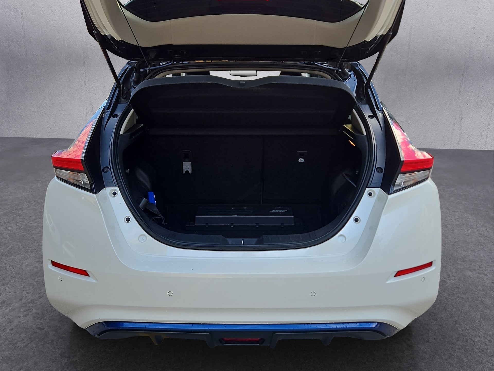 NISSAN Leaf Tekna (inclusive Batterie)-image-21