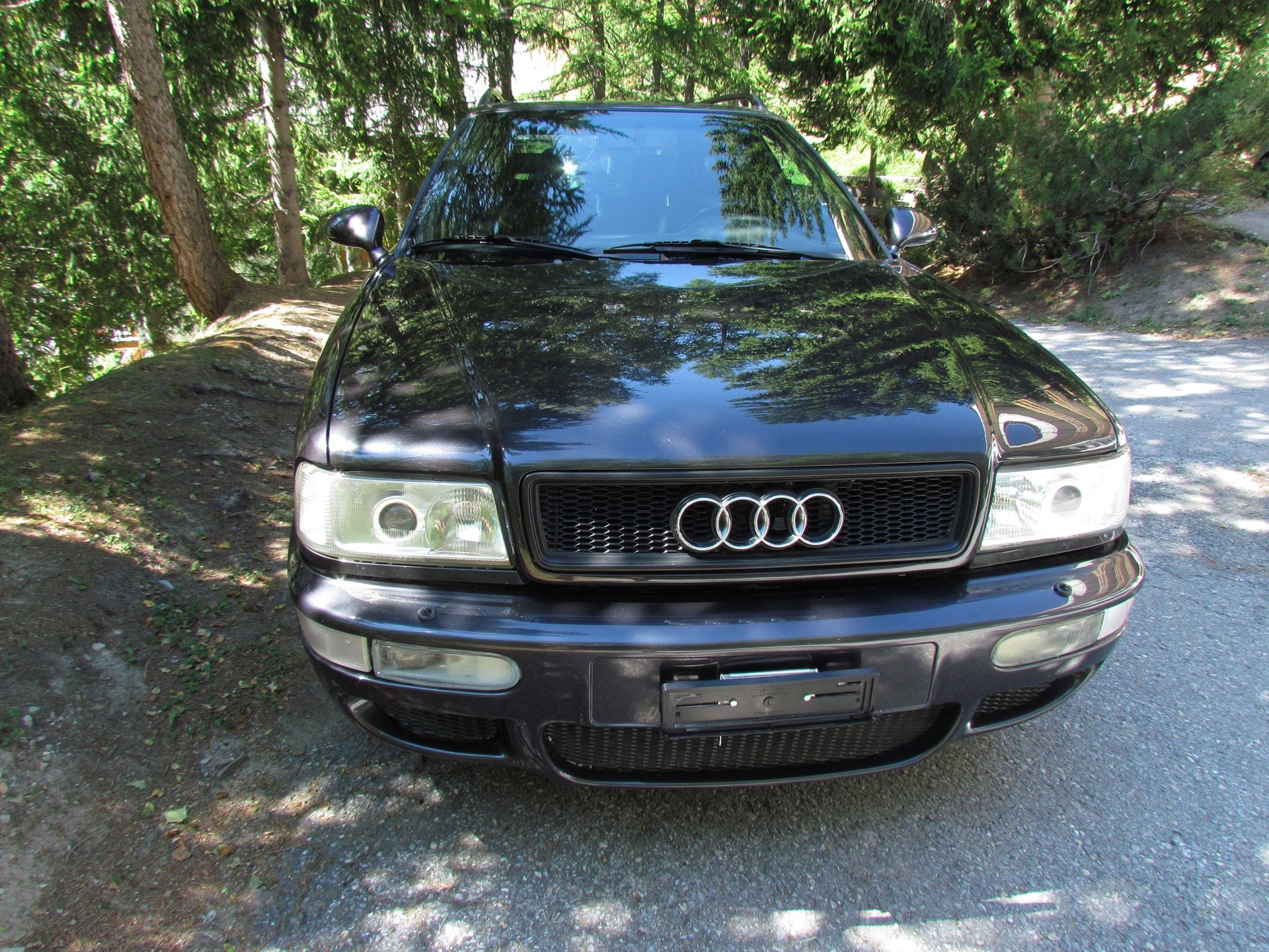 AUDI 80 Avant RS2-image-2