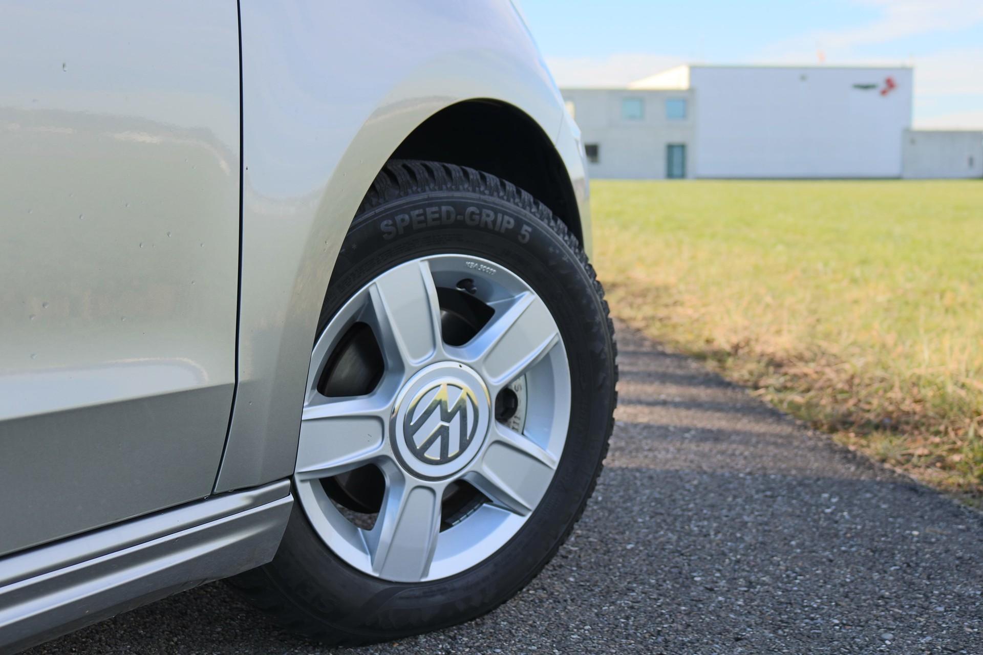 VW e-Up-image-4