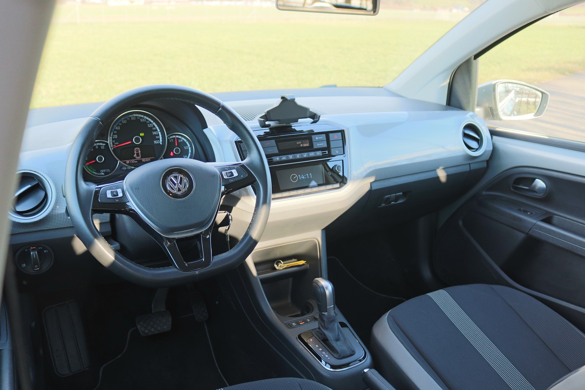 VW e-Up-image-5