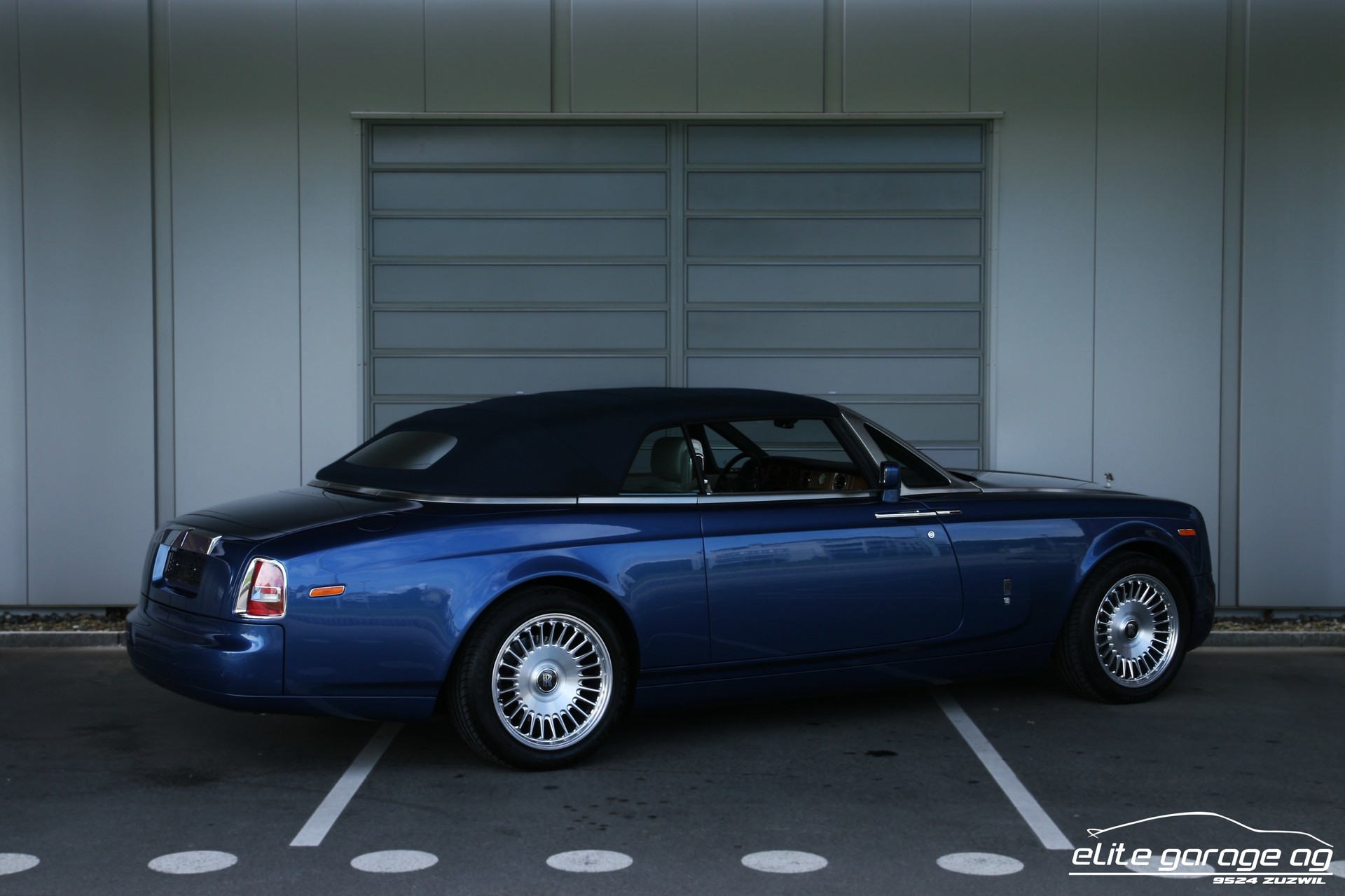 ROLLS-ROYCE Phantom 6.7 V12 Drophead Coupé-image-4