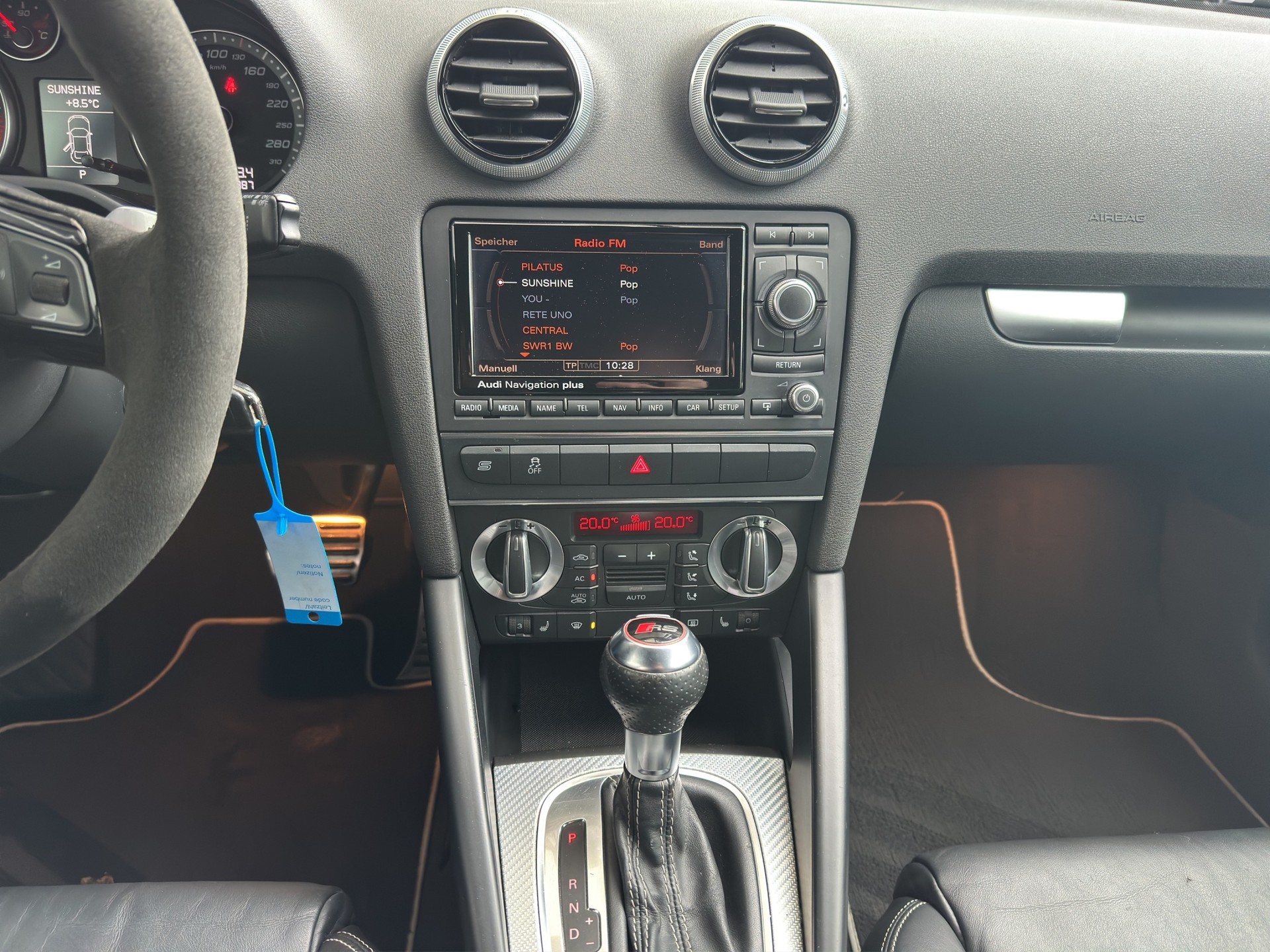 AUDI RS3 Sportback 2.5 TFSI quattro-image-12