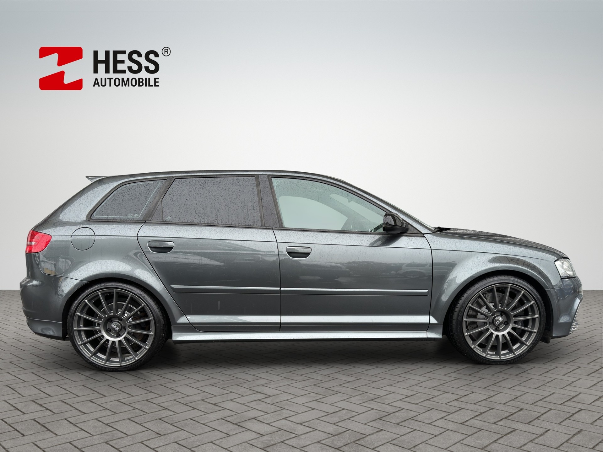 AUDI RS3 Sportback 2.5 TFSI quattro-image-6