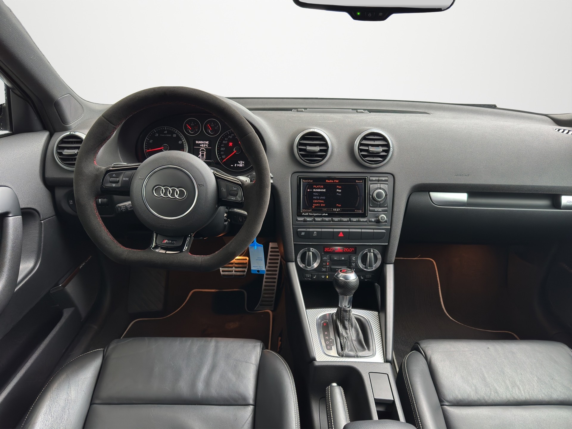 AUDI RS3 Sportback 2.5 TFSI quattro-image-11