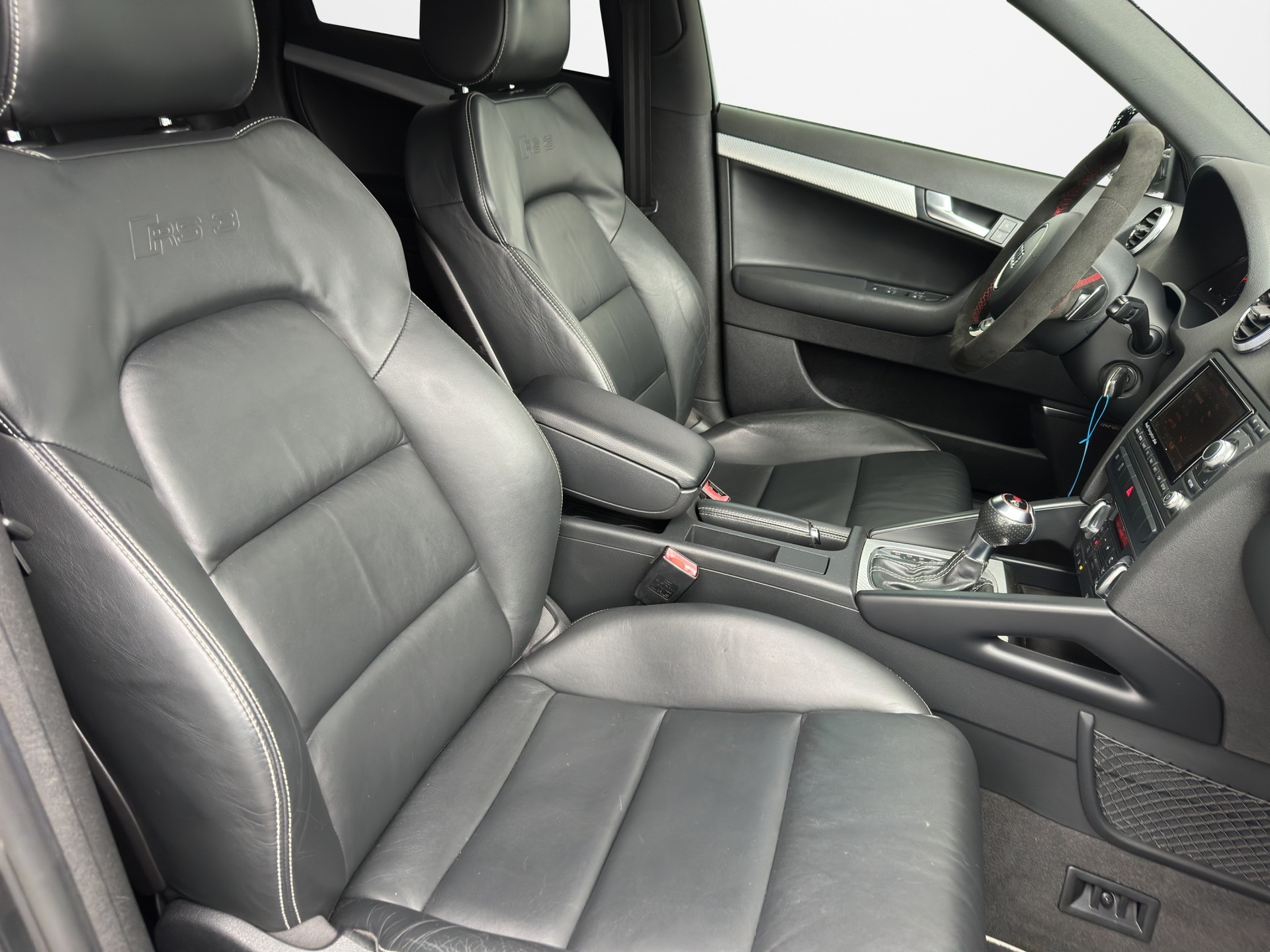 AUDI RS3 Sportback 2.5 TFSI quattro-image-14