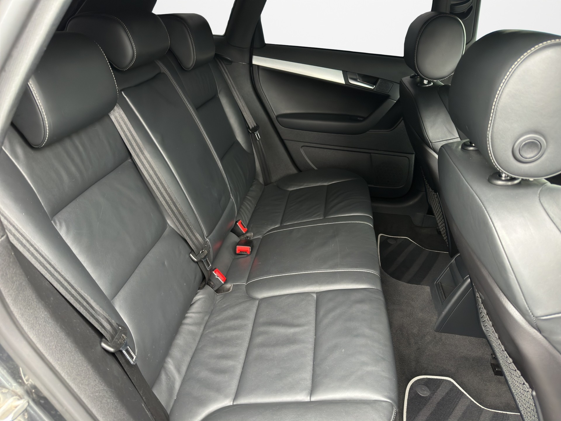 AUDI RS3 Sportback 2.5 TFSI quattro-image-15