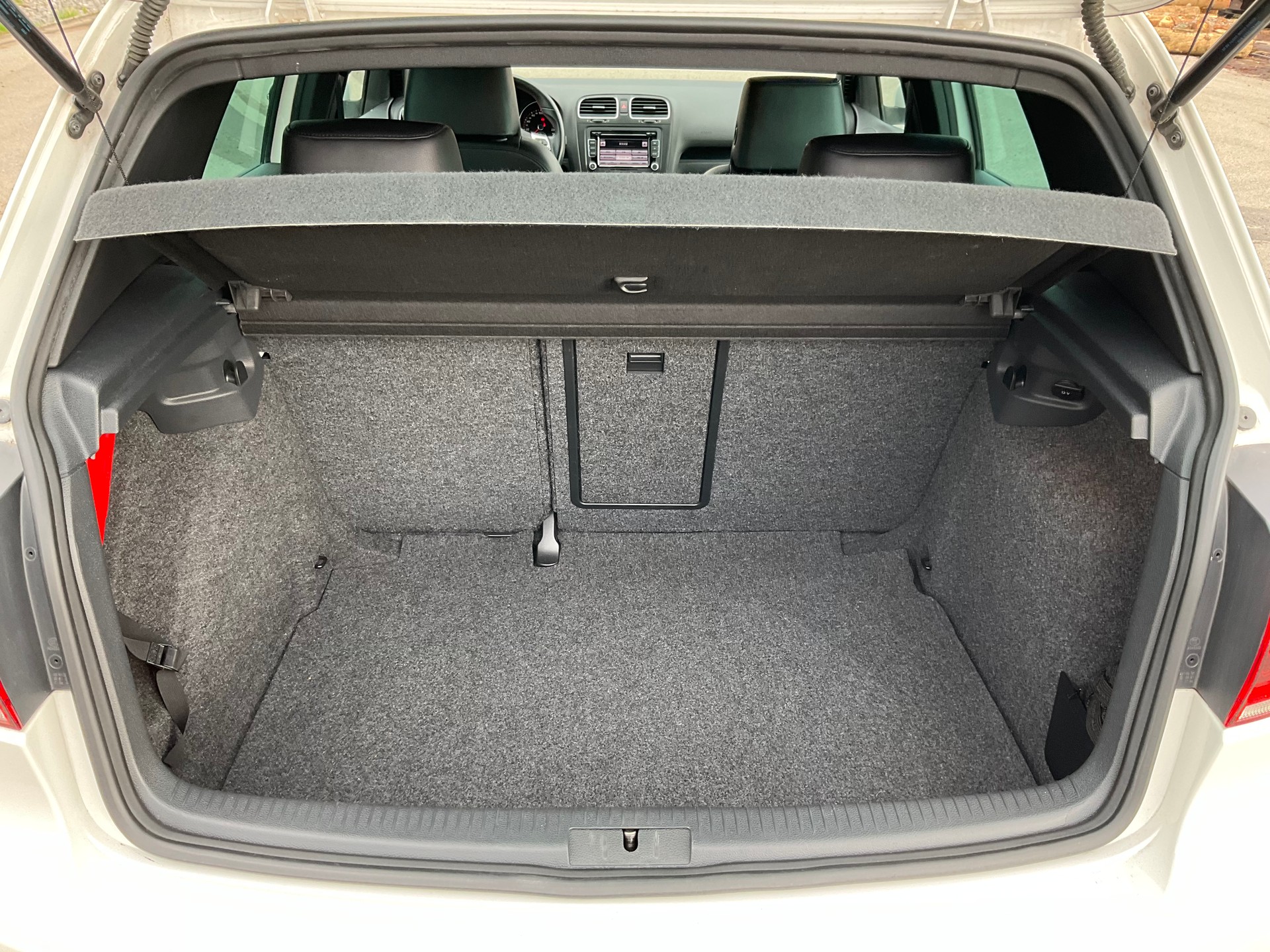 VW Golf 2.0 TSI GTI Edition-image-14