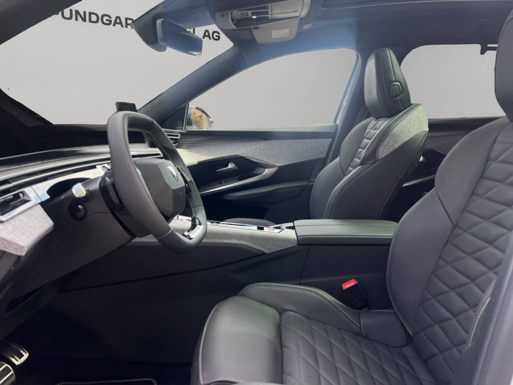 PEUGEOT 5008 GT e-Launch Edition AWD-image-4