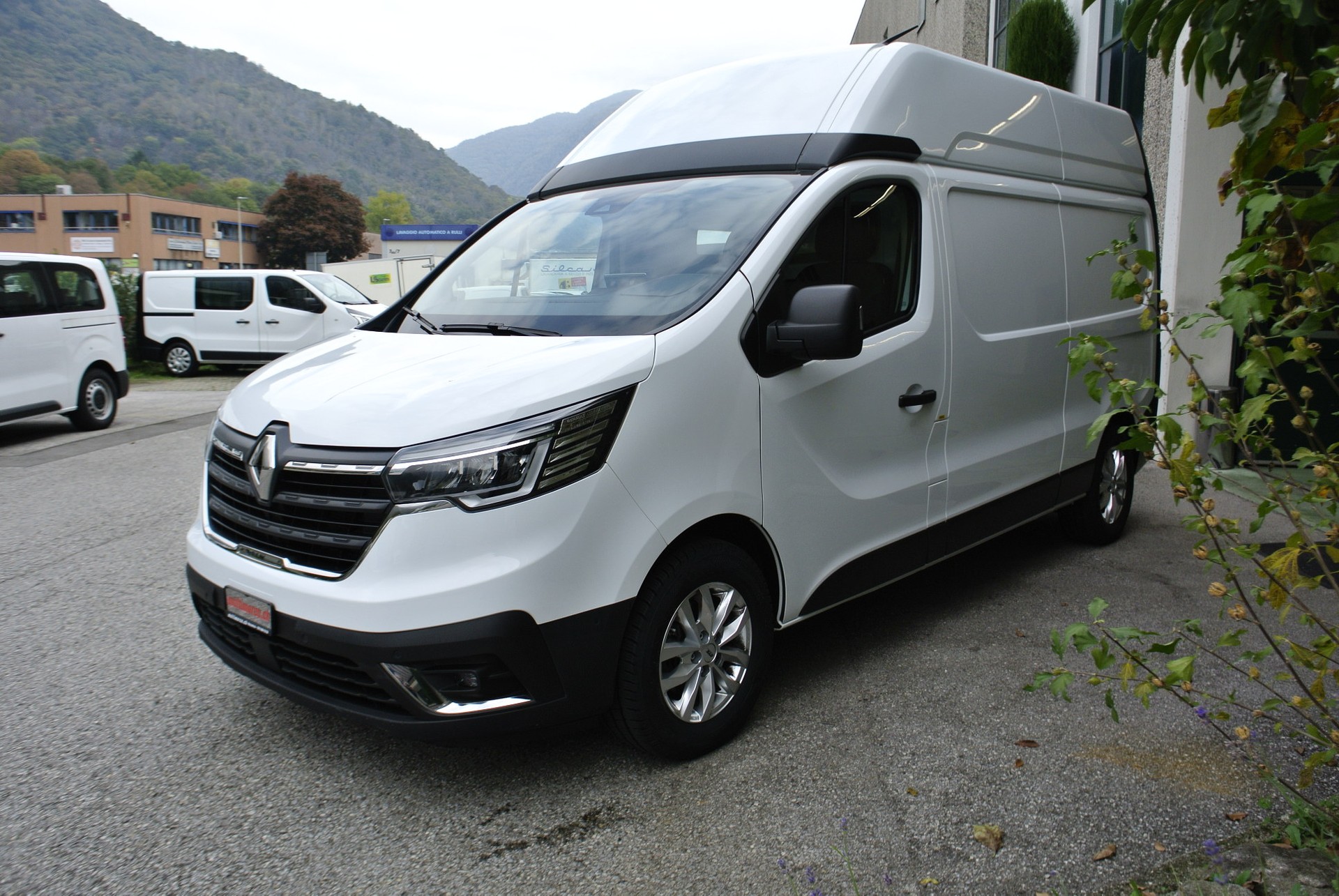 RENAULT Trafic 2.0 Blue dCi 150 3.5t Advance L2H2 IP-showroom-element-3