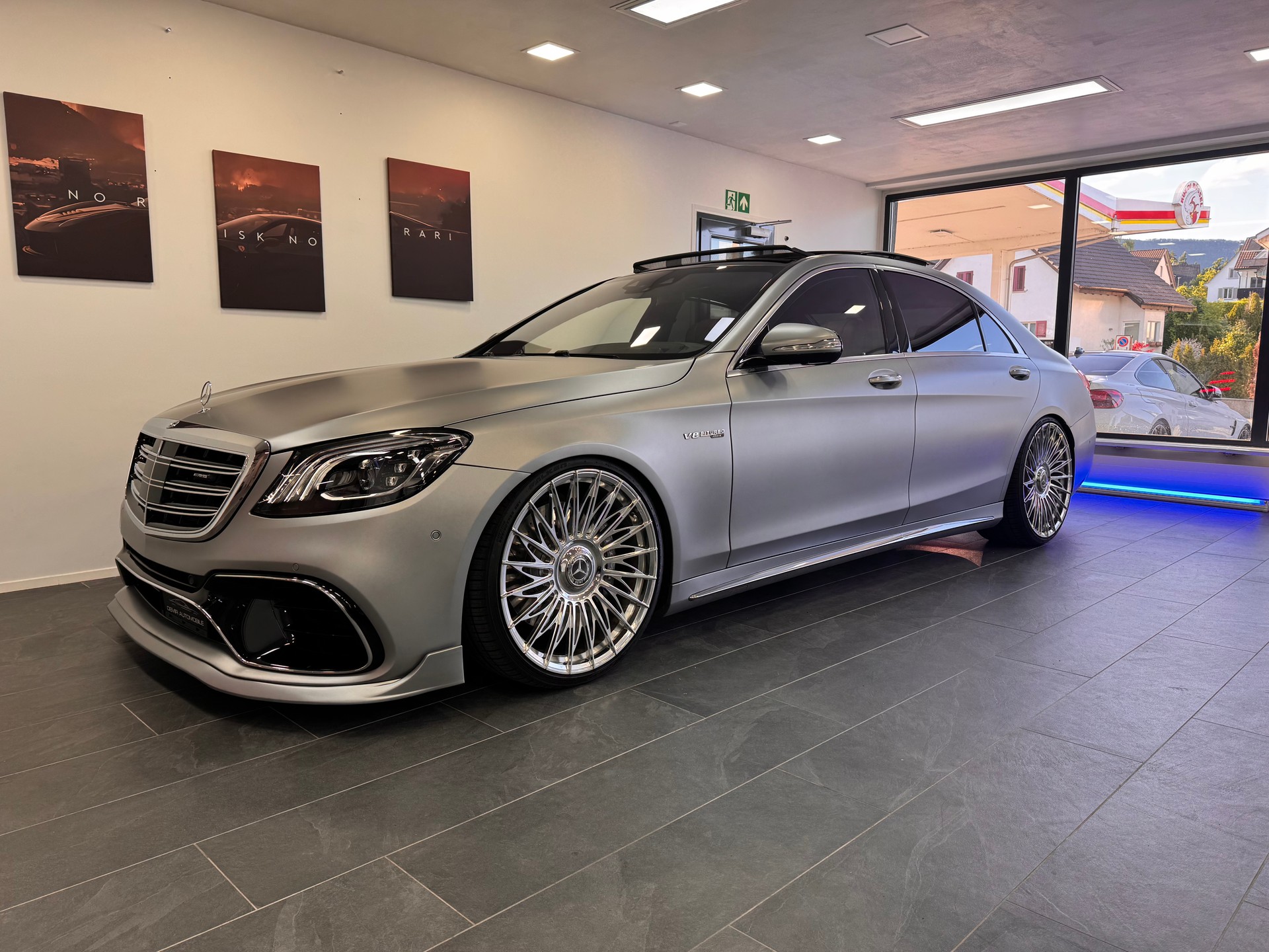 MERCEDES-BENZ S 63 AMG L 4Matic+ 9G-Tronic *ohne OPF / Designo Allanitgrau Matt / 22 Zoll / Burmester 3D / Panorama / Night Vision*