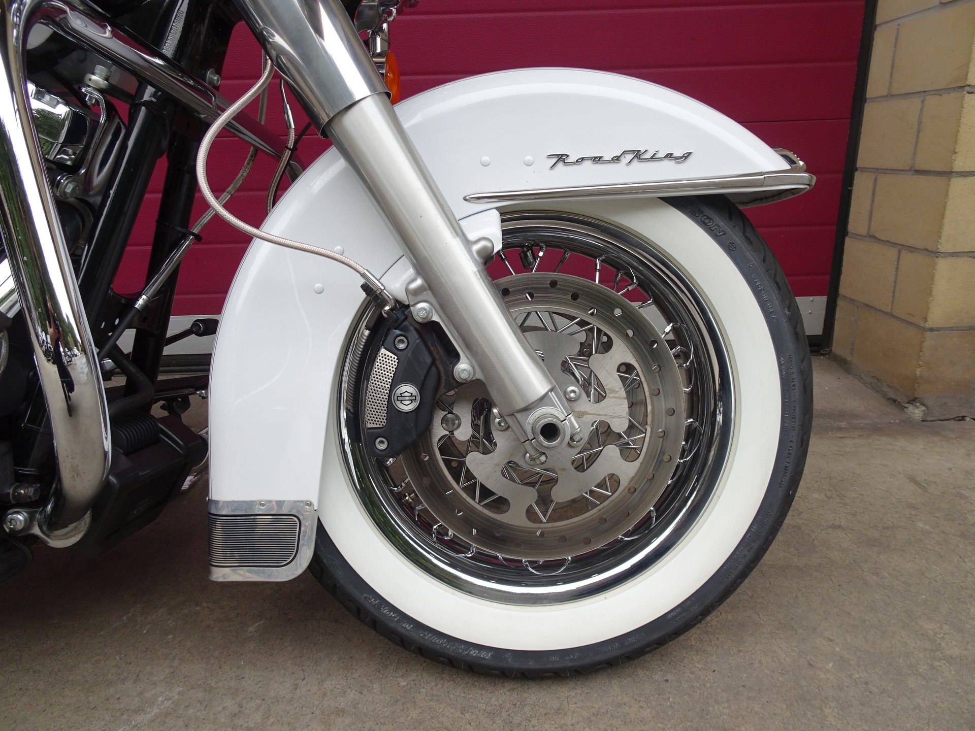 HARLEY-DAVIDSON FLHRC Road King Classic 103 ABS-image-1