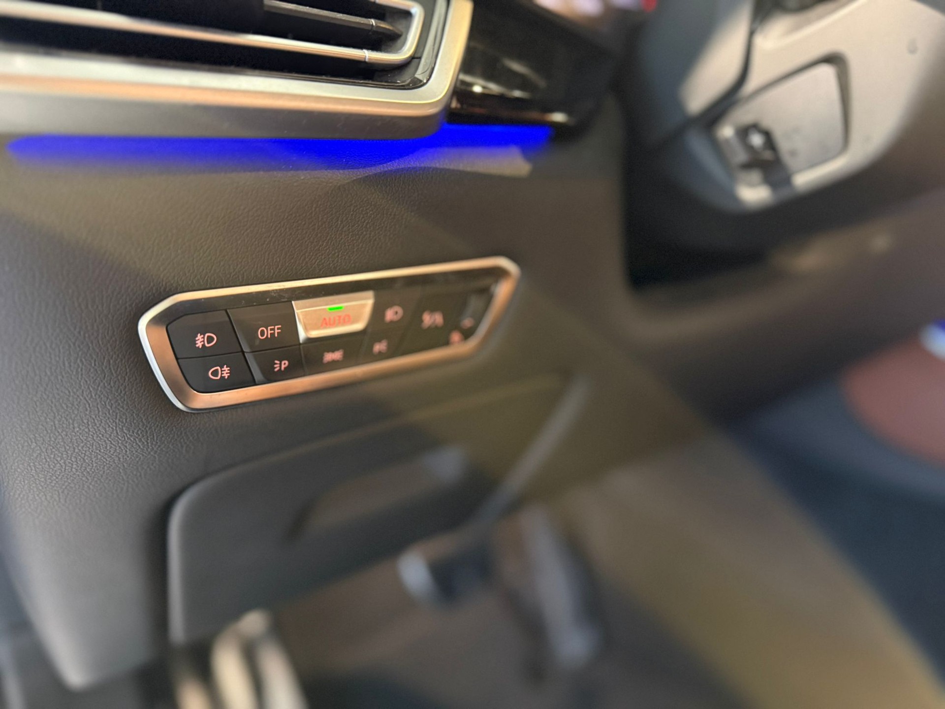 BMW X5 xDrive M50d Steptronic-image-10