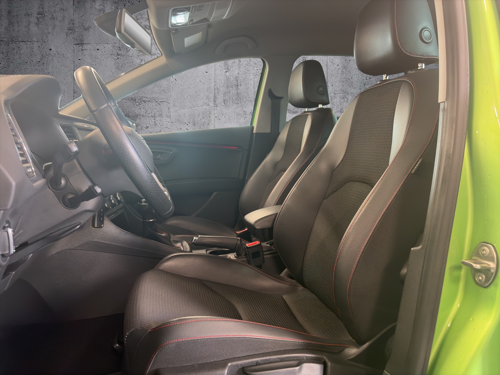 SEAT Leon 2.0 TDI FR Viva-image-7