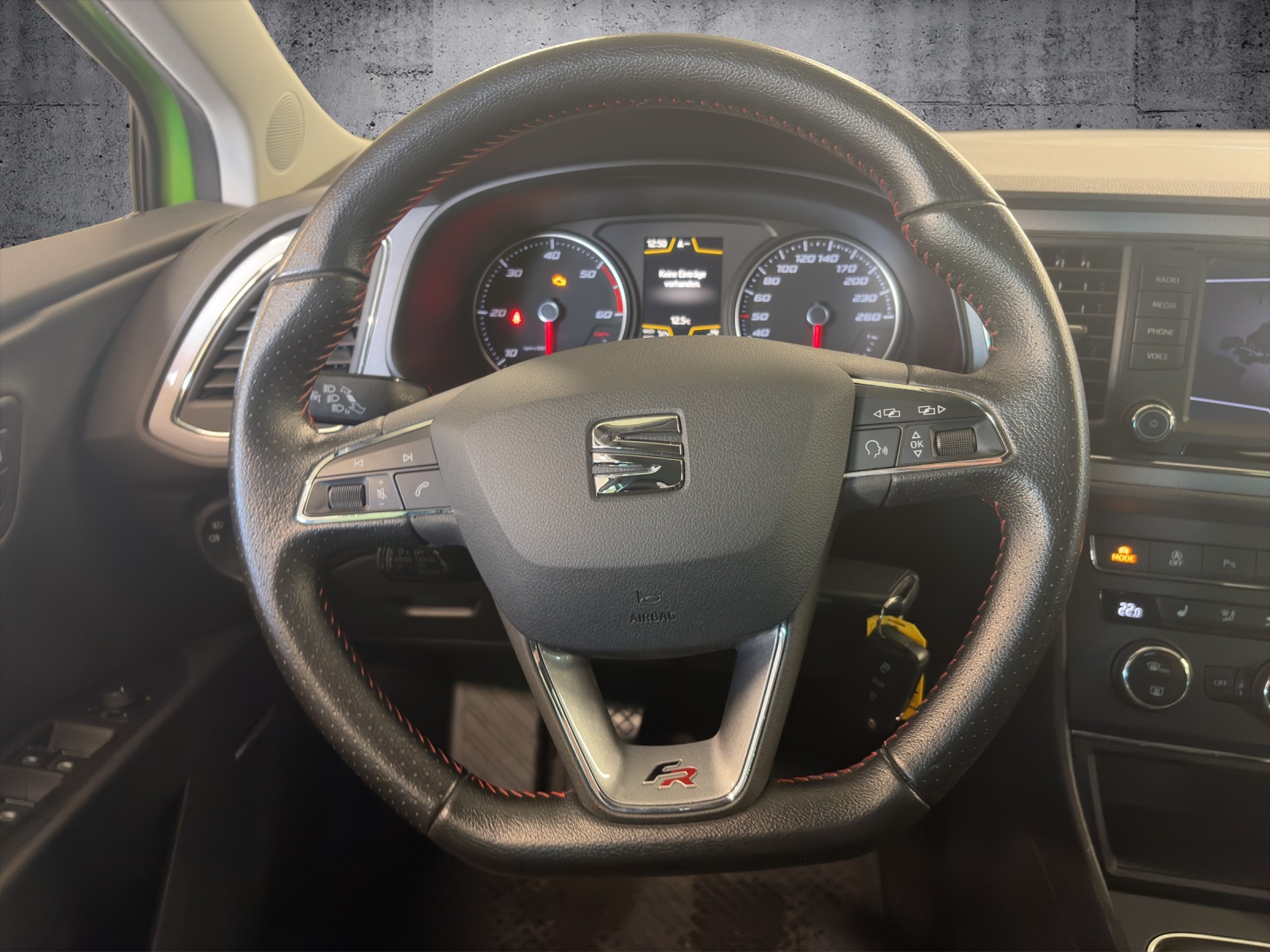 SEAT Leon 2.0 TDI FR Viva-image-8
