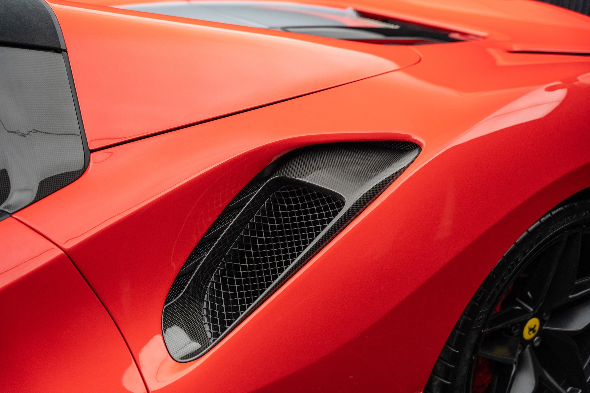 FERRARI 488 Pista Spider 3.9 V8-image-16