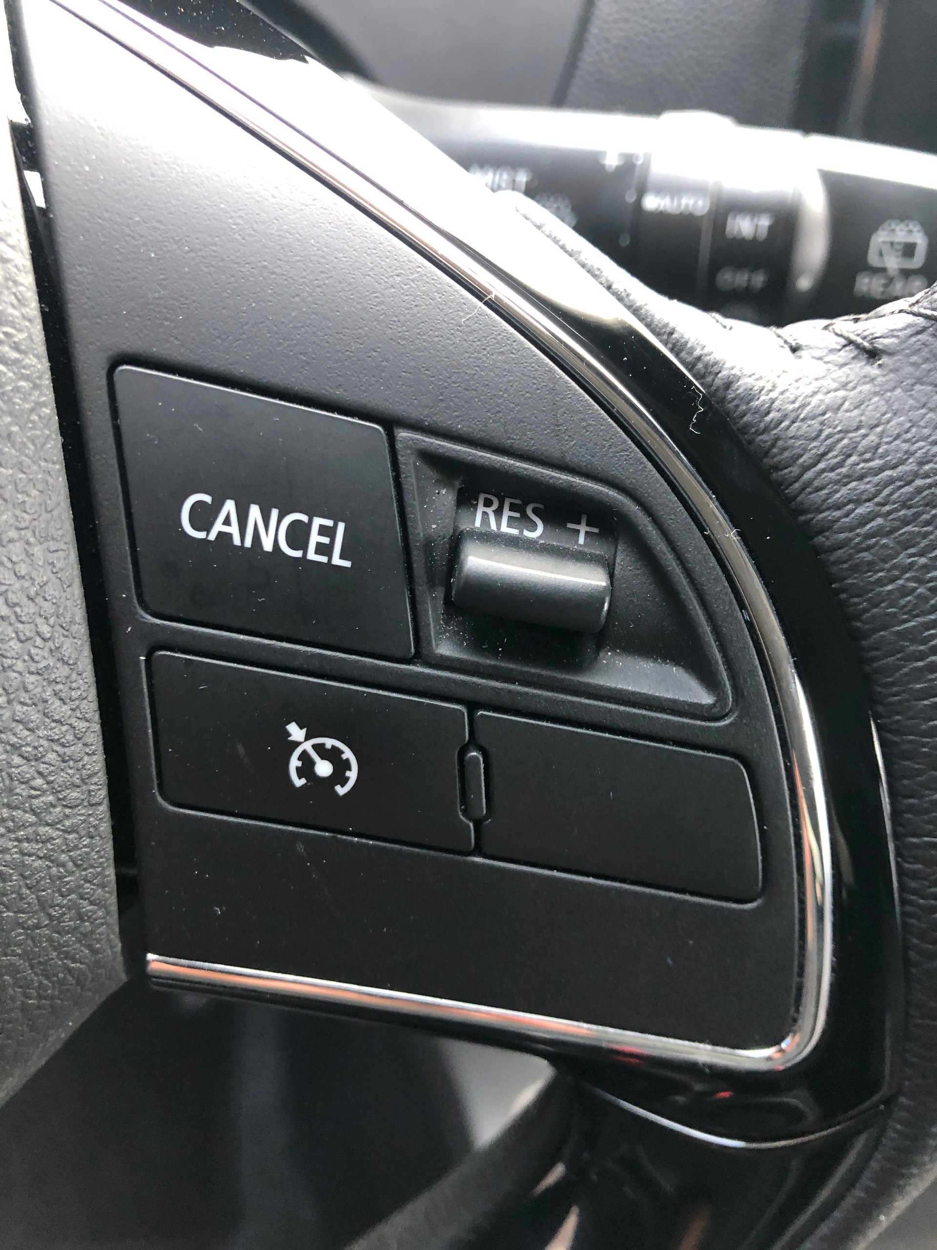 MITSUBISHI Space Star 1.2 Diamond CVT-image-12
