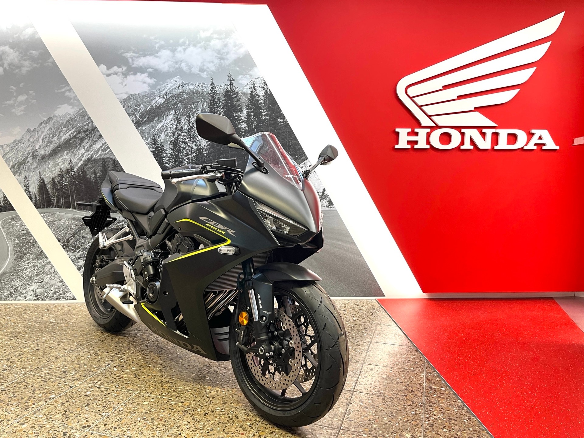HONDA CBR 650 R E-Clutch; auch 35KW möglich-image-4