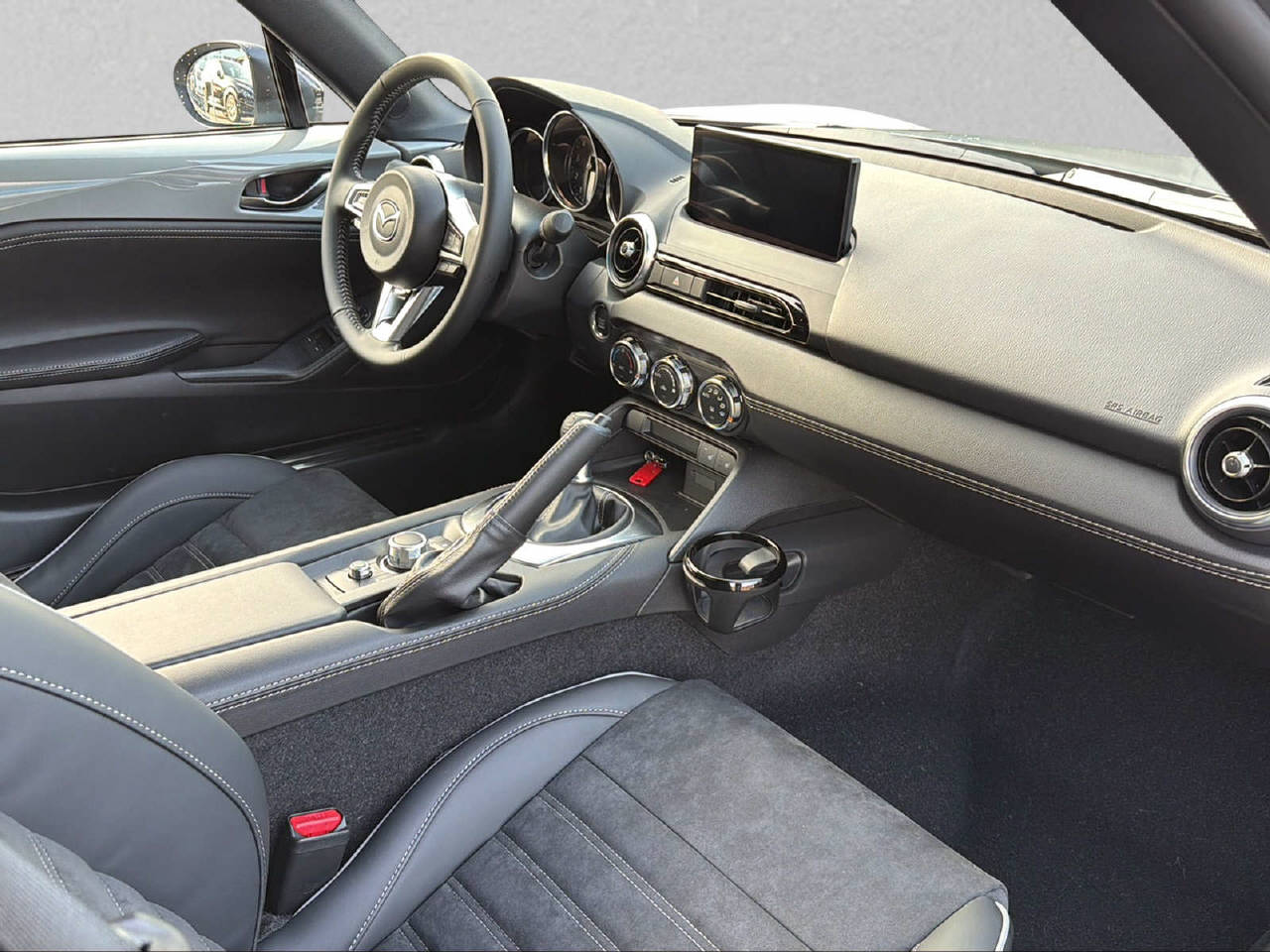 MAZDA MX-5 1.5 132 PS Homura-image-5