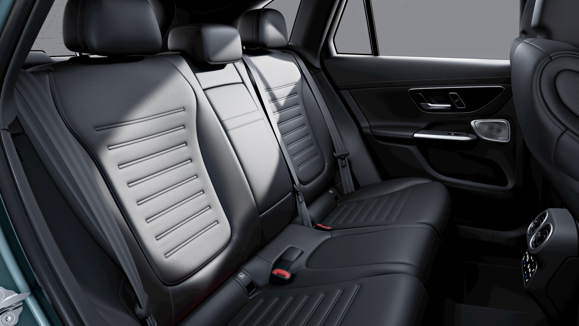 MERCEDES-BENZ GLC 220 d AMG Line 4MATIC-image-6