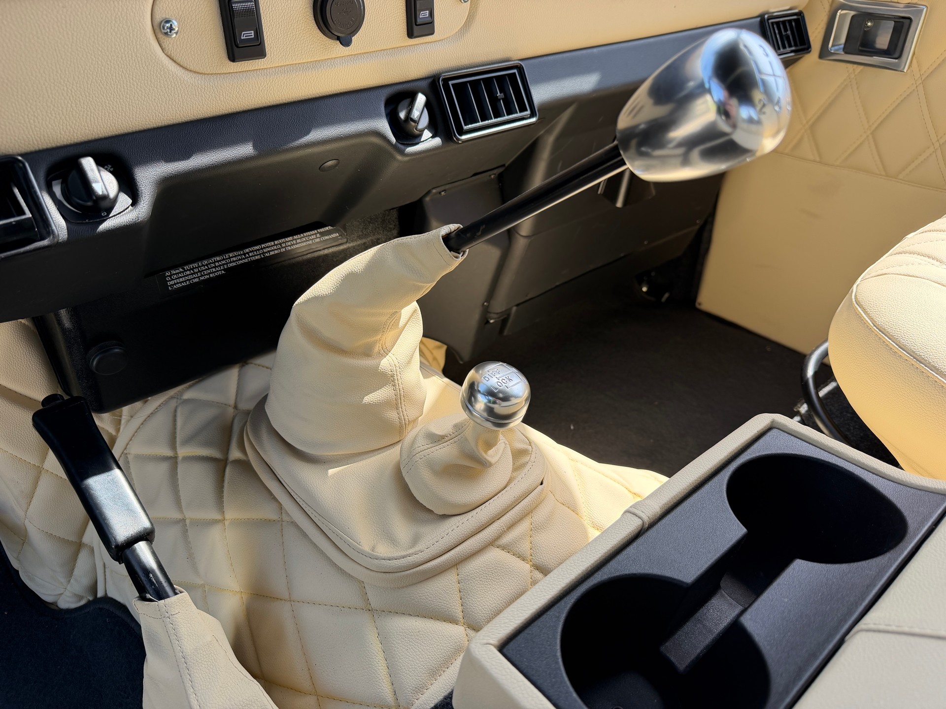 LAND ROVER 90 300 TDI-image-9