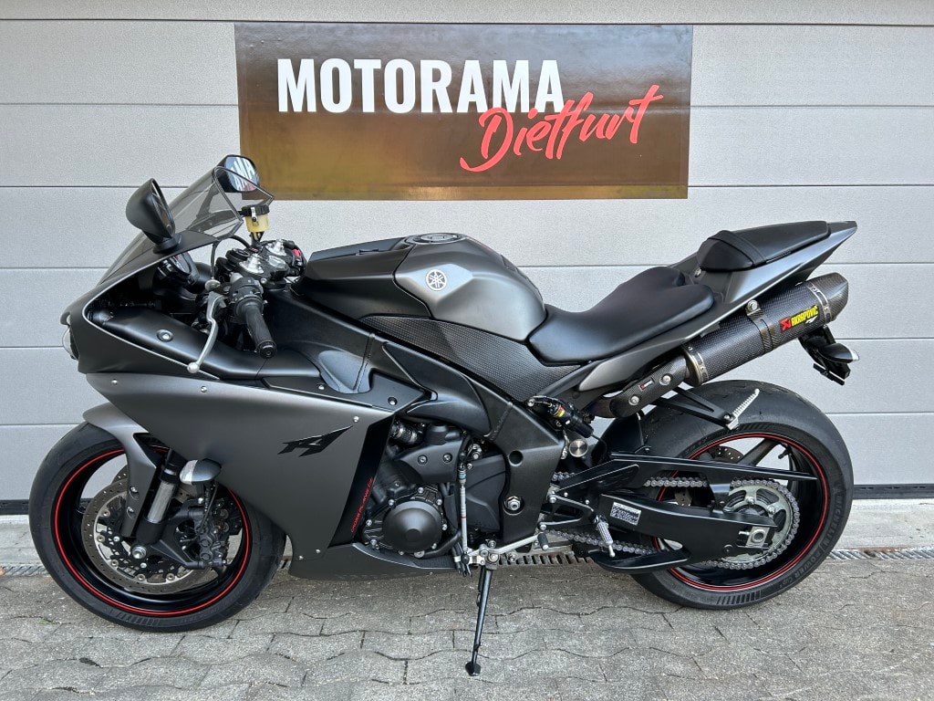 YAMAHA YZF-R1-image-2