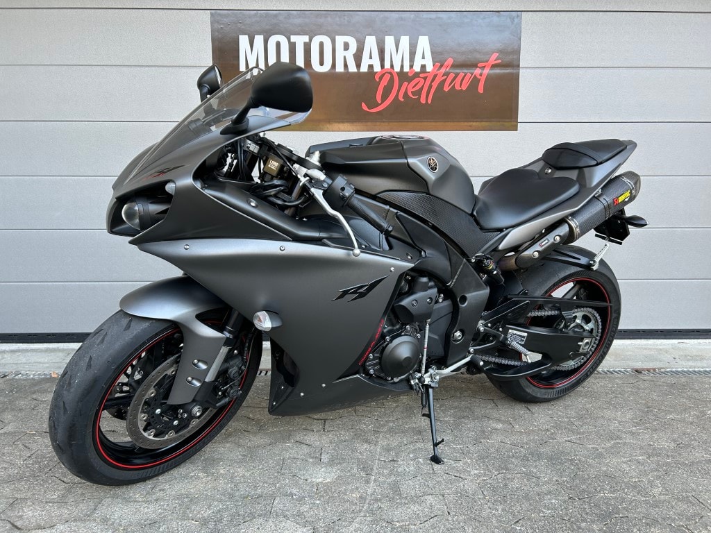 YAMAHA YZF-R1-image-3