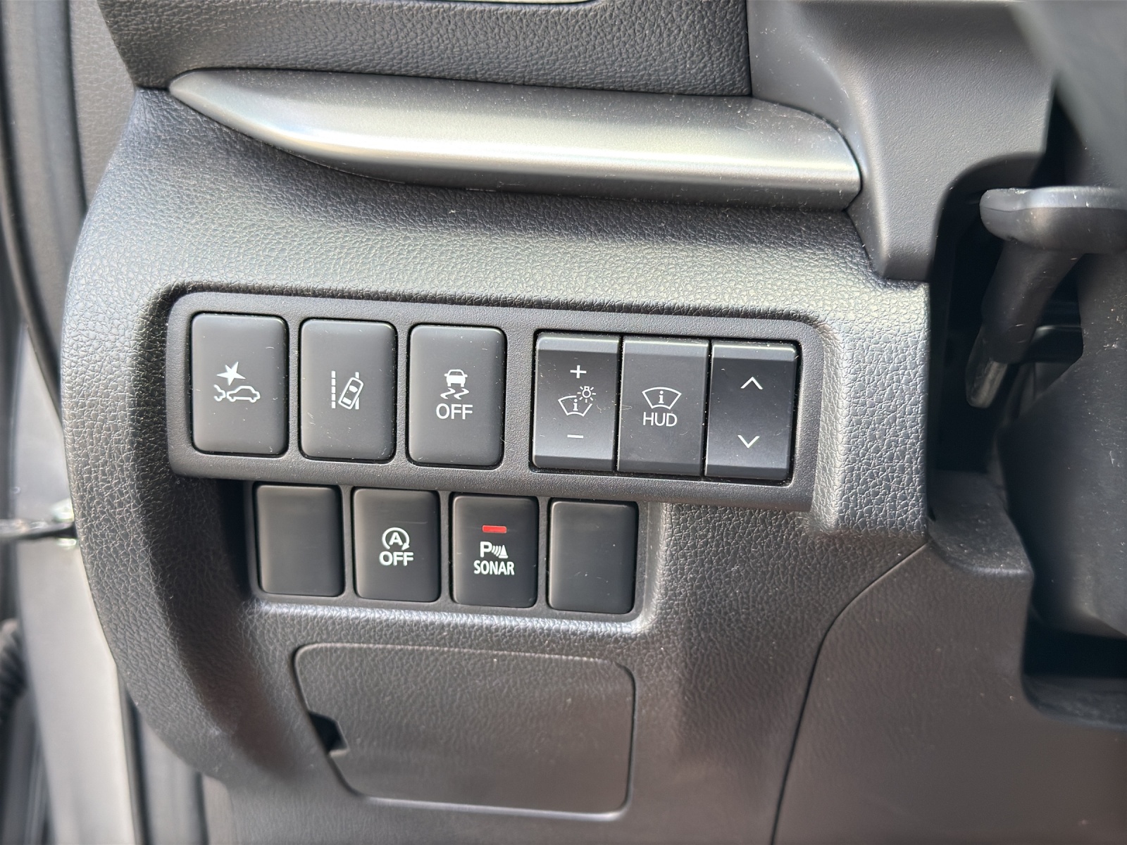 MITSUBISHI Eclipse Cross 1.5 T-Mivec Style 4WD CVT-image-22