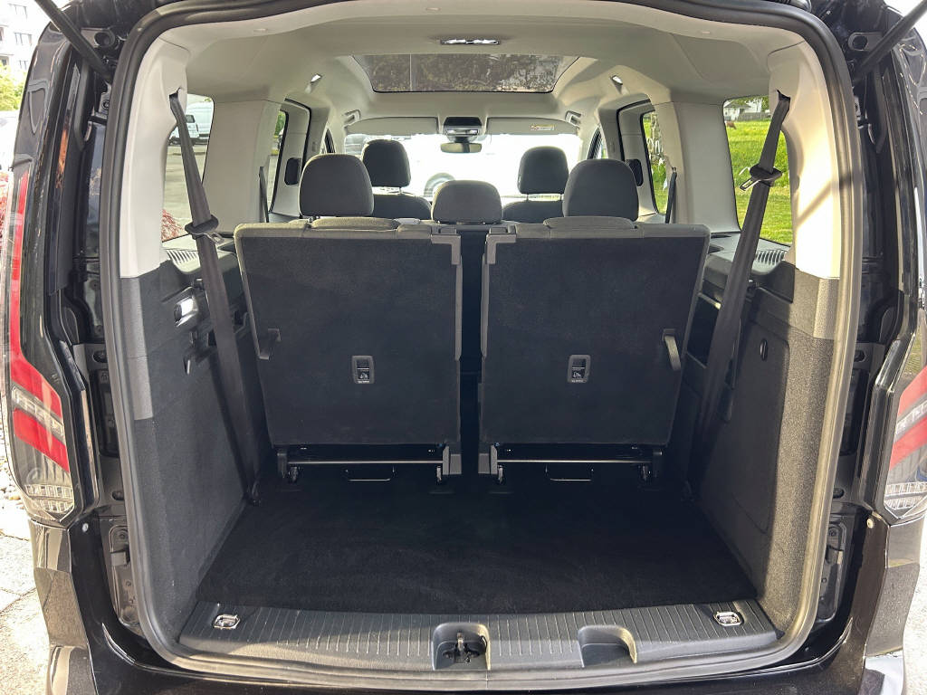 FORD TOURNEO CONNECT Grand 2.0 EcoBlue 122 Titanium-image-4