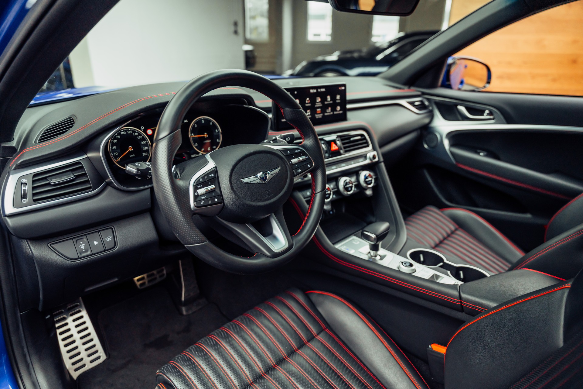 GENESIS G70 Shooting Brake 2.2 CRDI Sport AT8 AWD-image-5