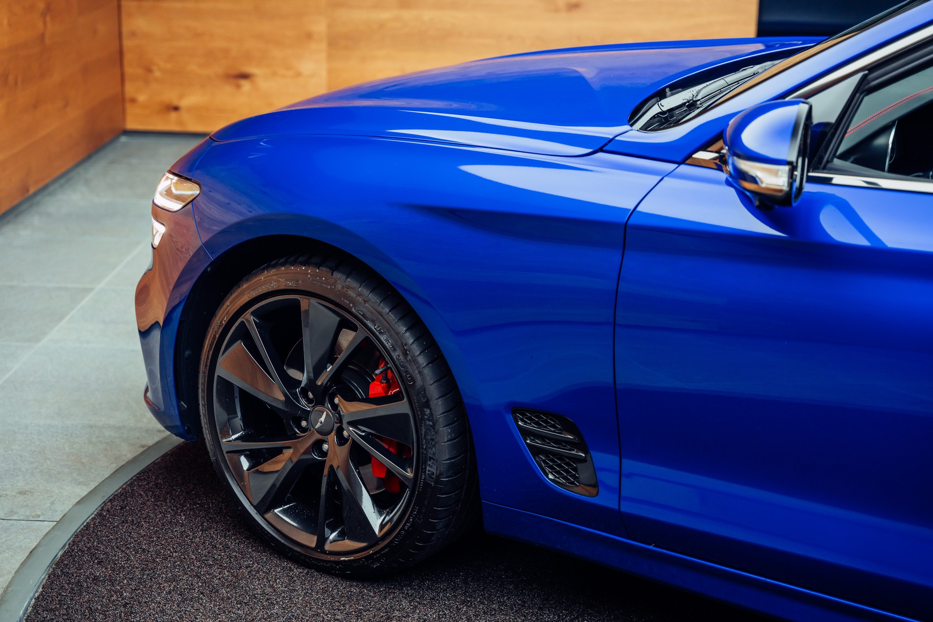 GENESIS G70 Shooting Brake 2.2 CRDI Sport AT8 AWD-image-27