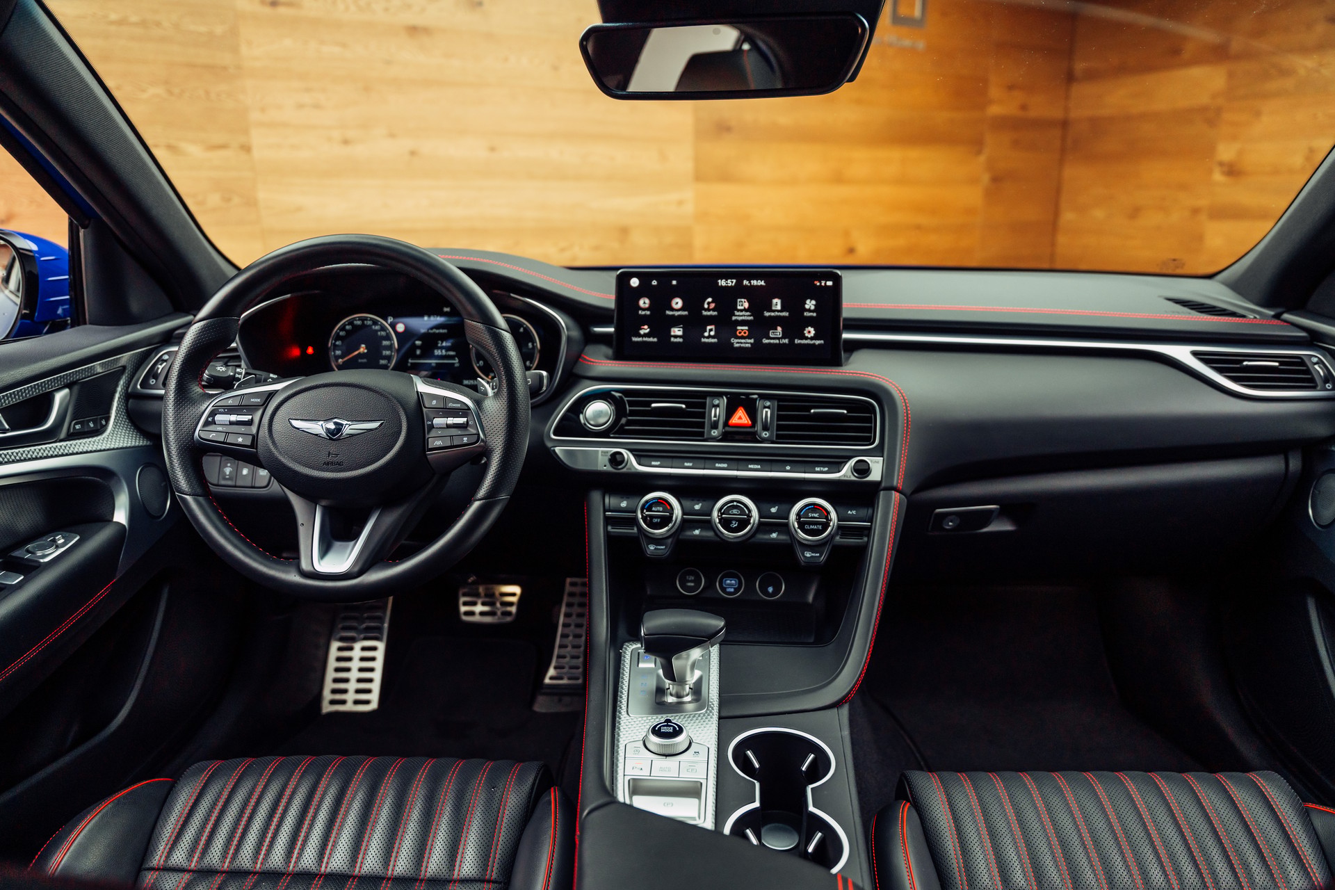 GENESIS G70 Shooting Brake 2.2 CRDI Sport AT8 AWD-image-4