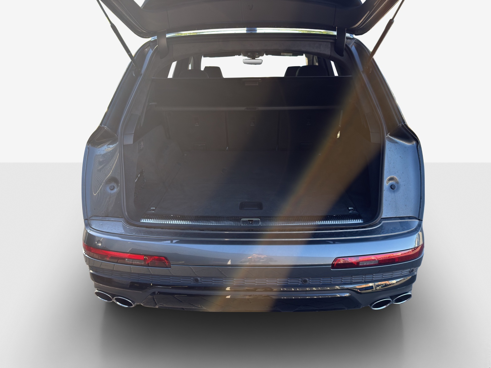 AUDI SQ7 TFSI quattro tiptronic-image-12