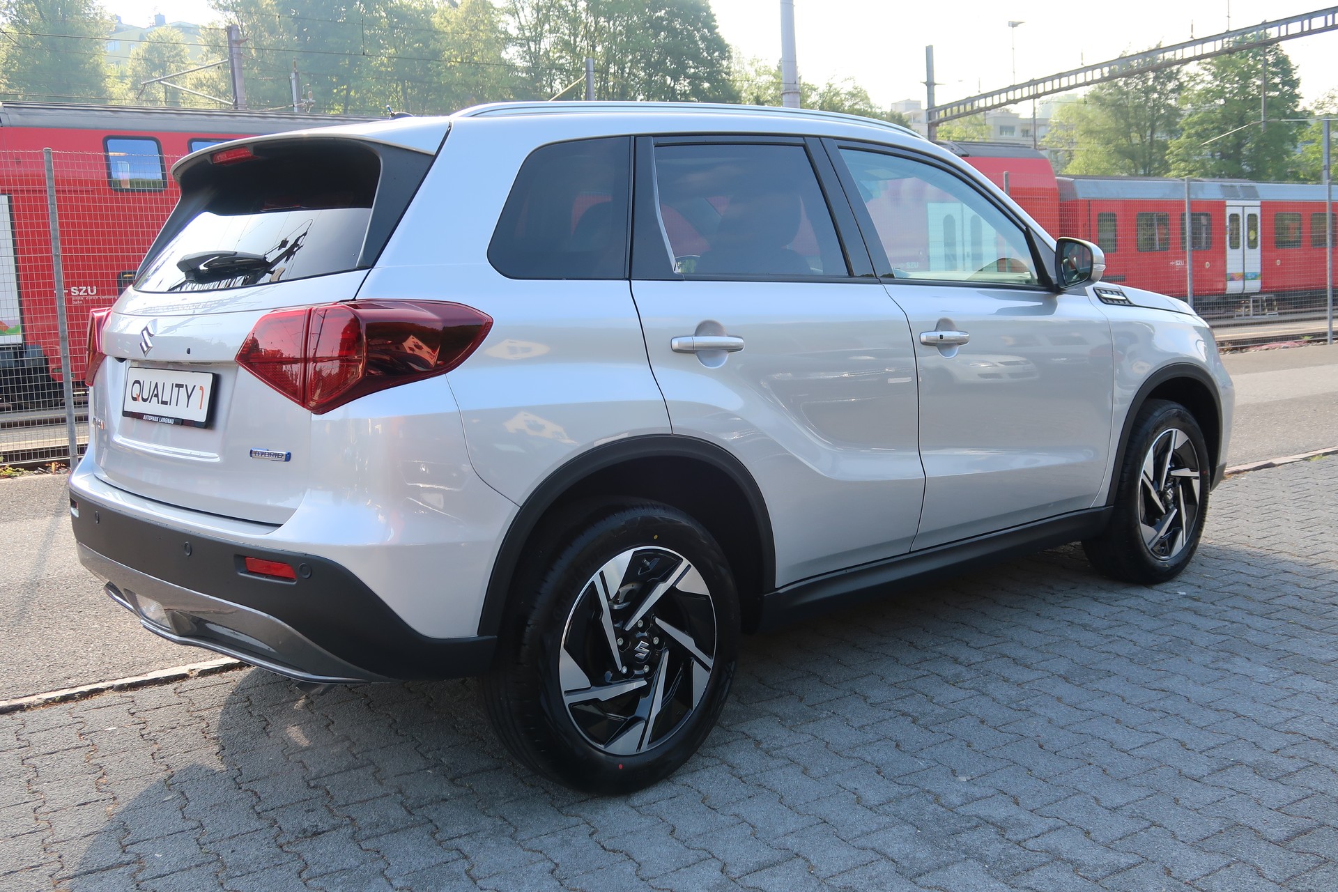 SUZUKI Vitara 1.4 Boosterjet Compact Top 4x4 Hybrid Automatic Panoramadach-showroom-element-3